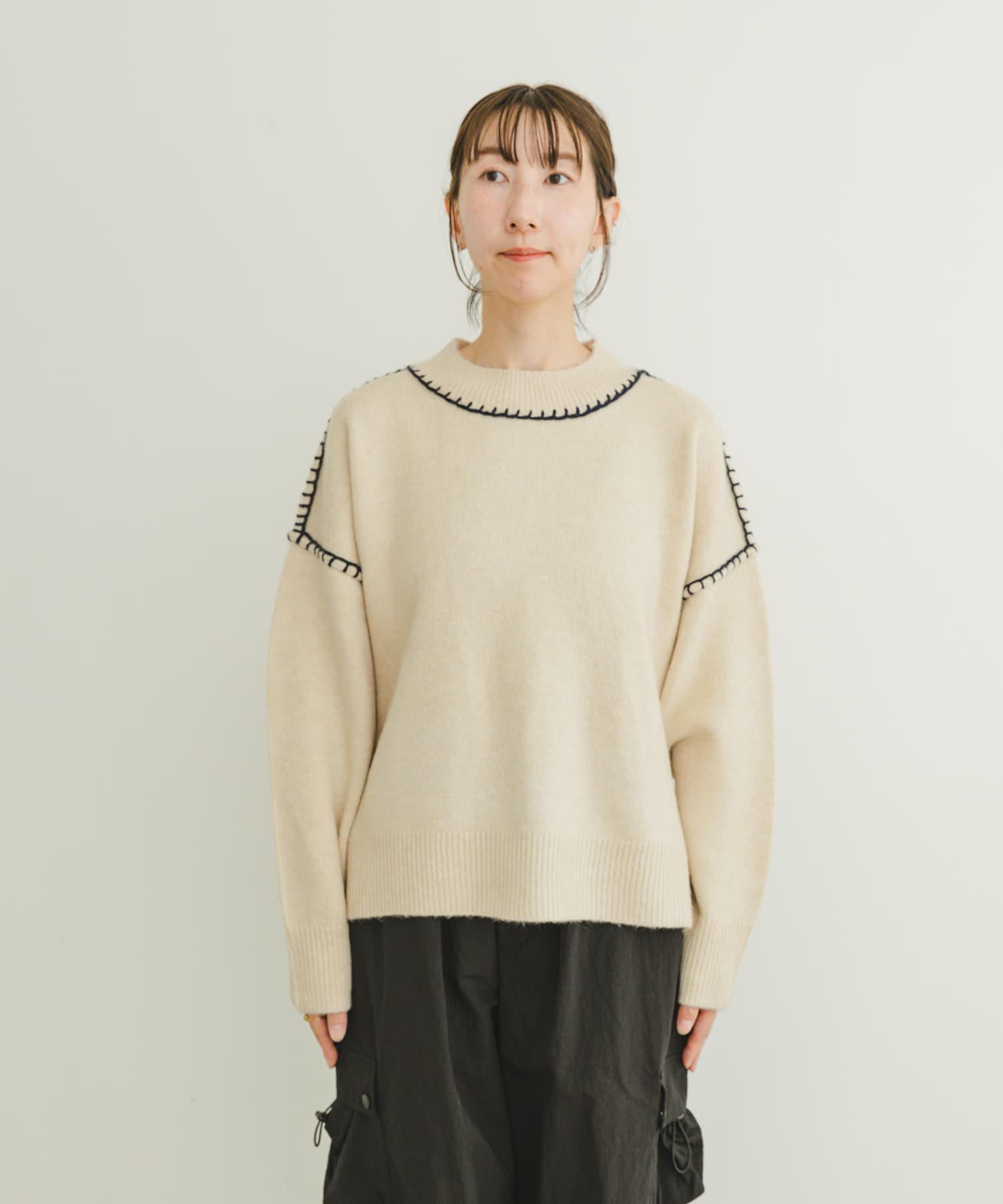 ステッチクルーネックニット OFF FREE