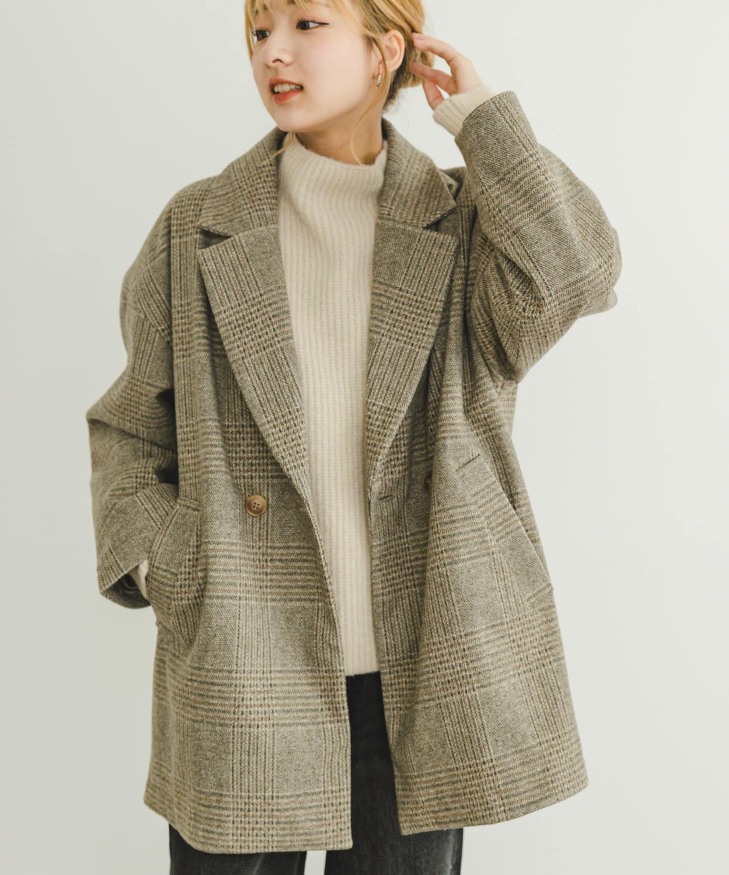 TOPS:IT47-22A036/フワフワボトルネックニット