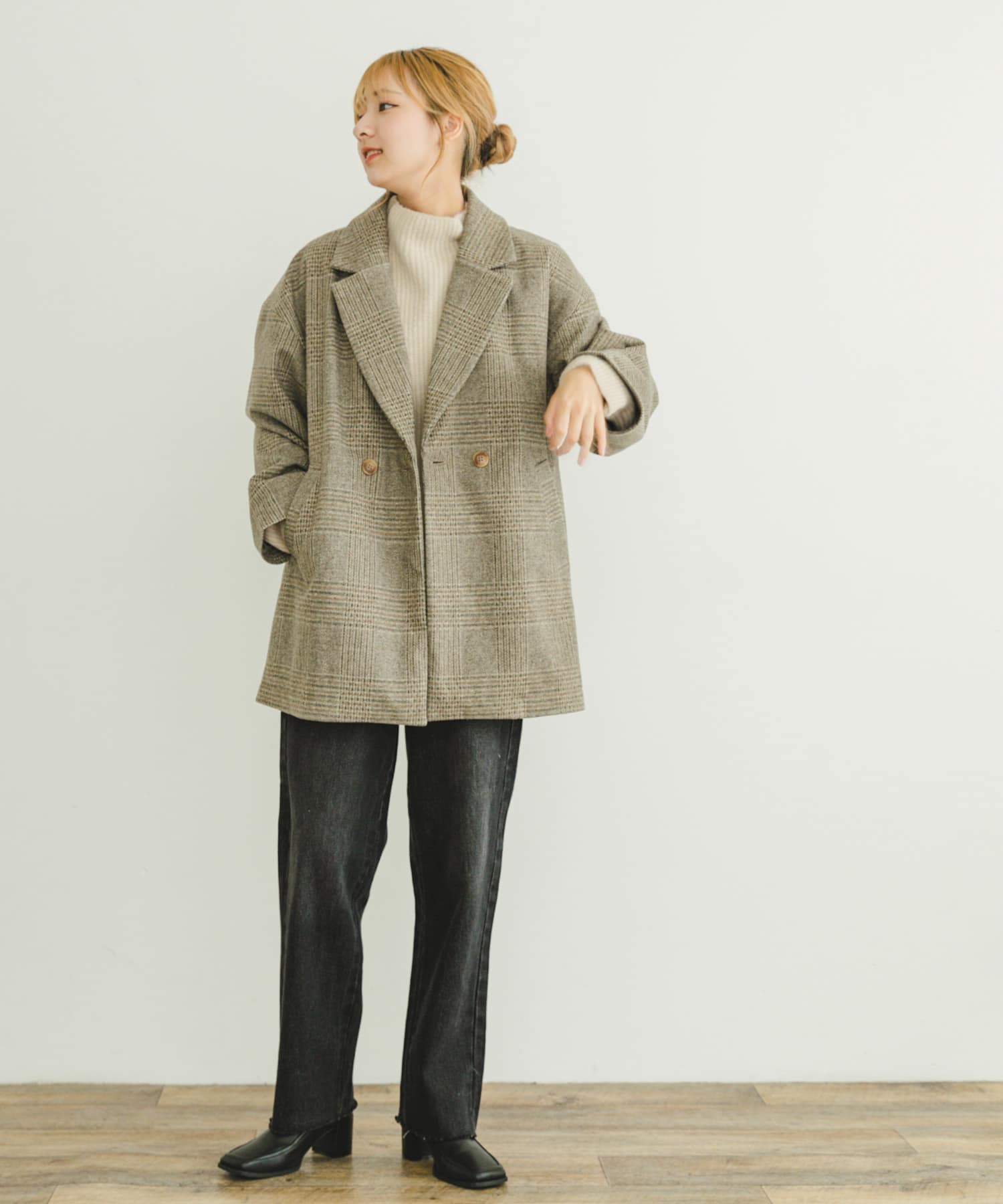 PANTS:IT46-24A002/ストレートデニム