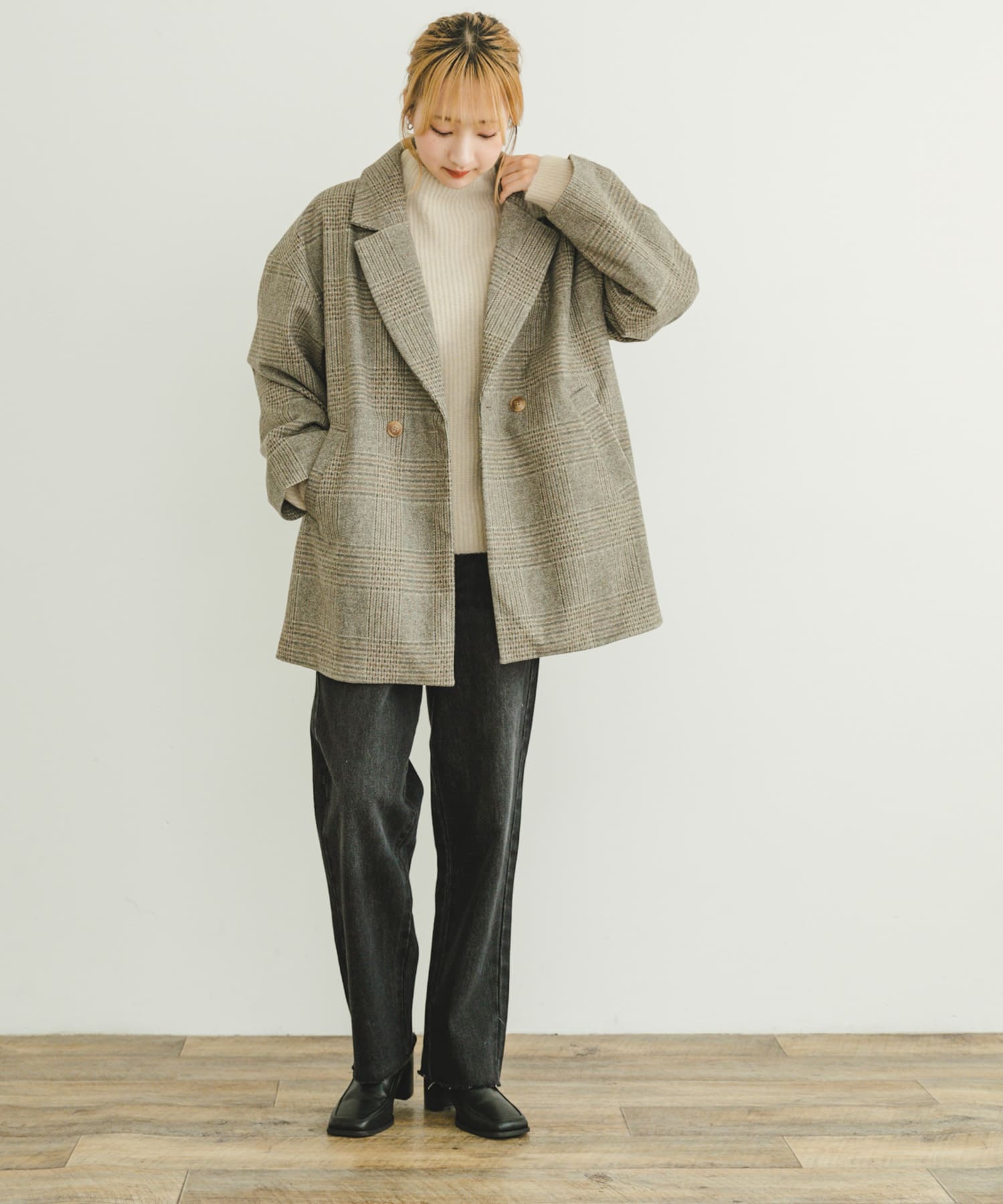 PANTS:IT46-24A002/ストレートデニム