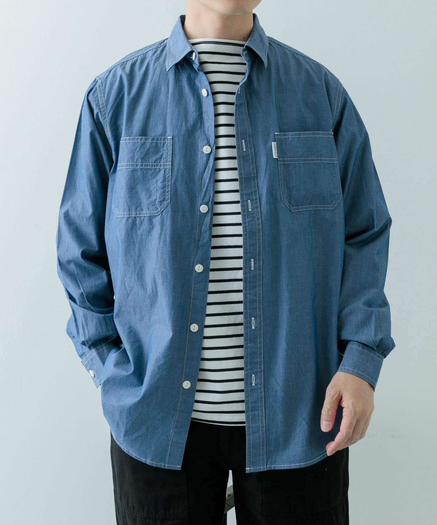 別注』GUNGHO×ITEMS シャンブレーワークシャツ(M BLU): トップス