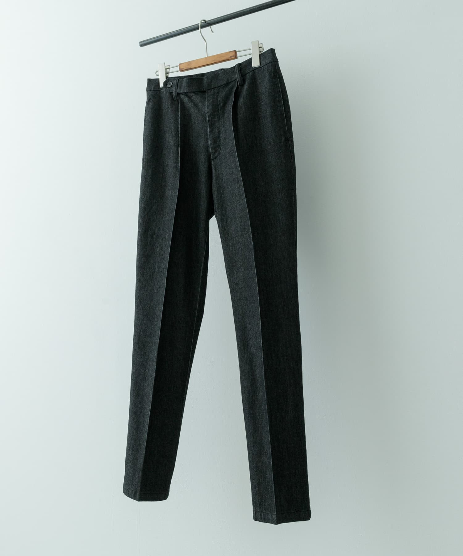 1-tuck テーパード デニムスラックス BLK M
