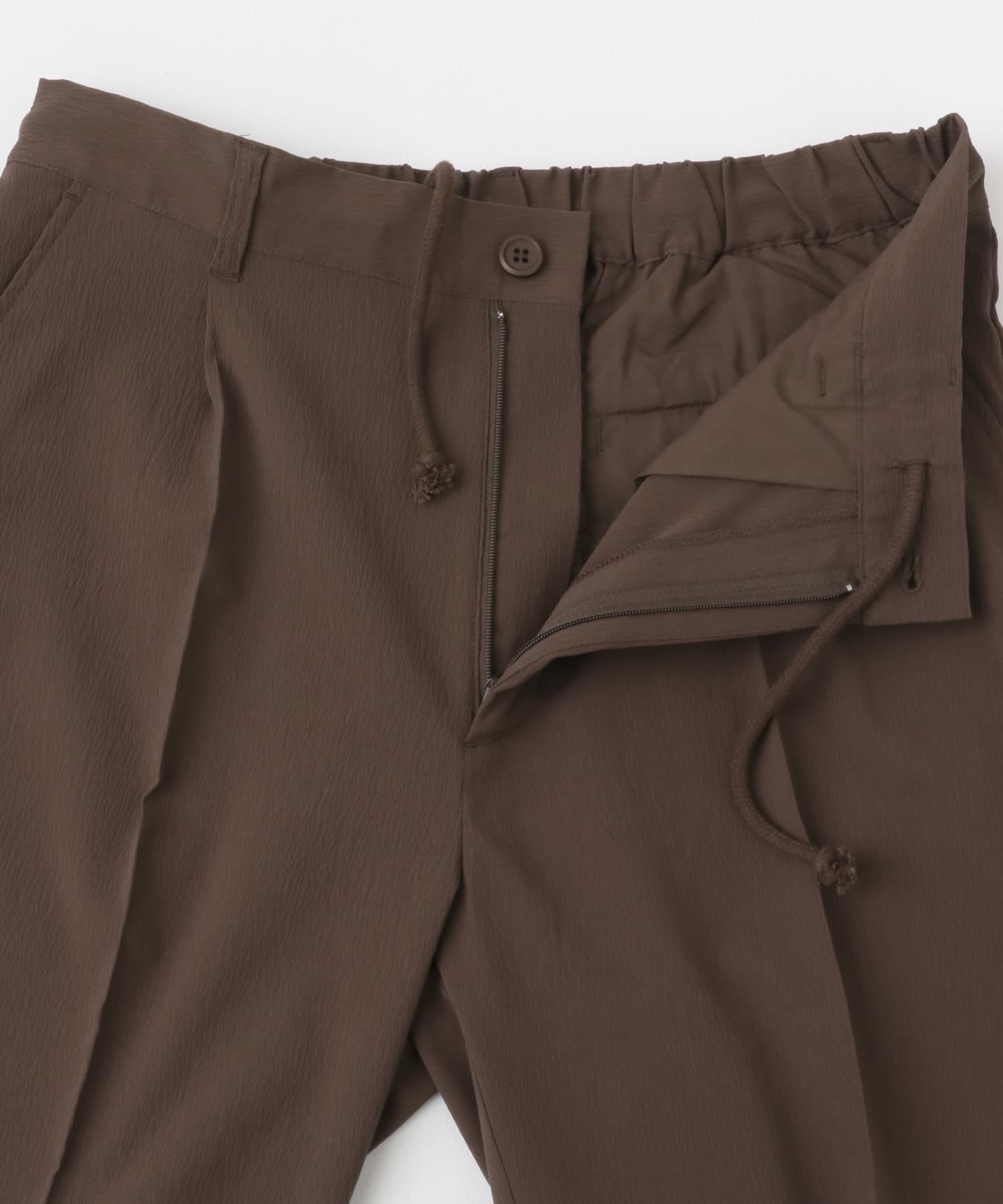 『セットアップ対応』ヨウリュウ1-tuckテーパードパンツ BRN M