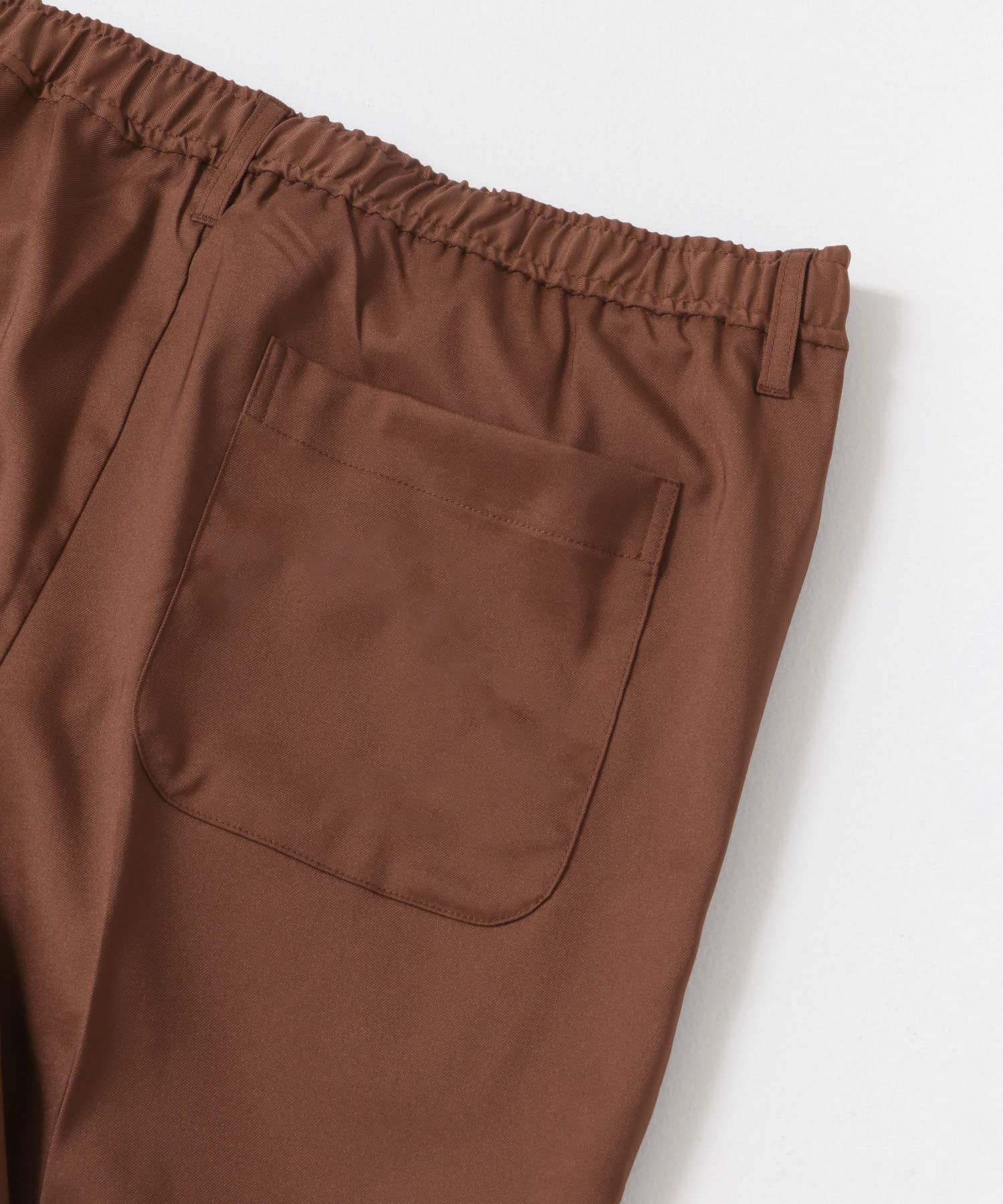 1-tuckストレッチイージーパンツ BRN M