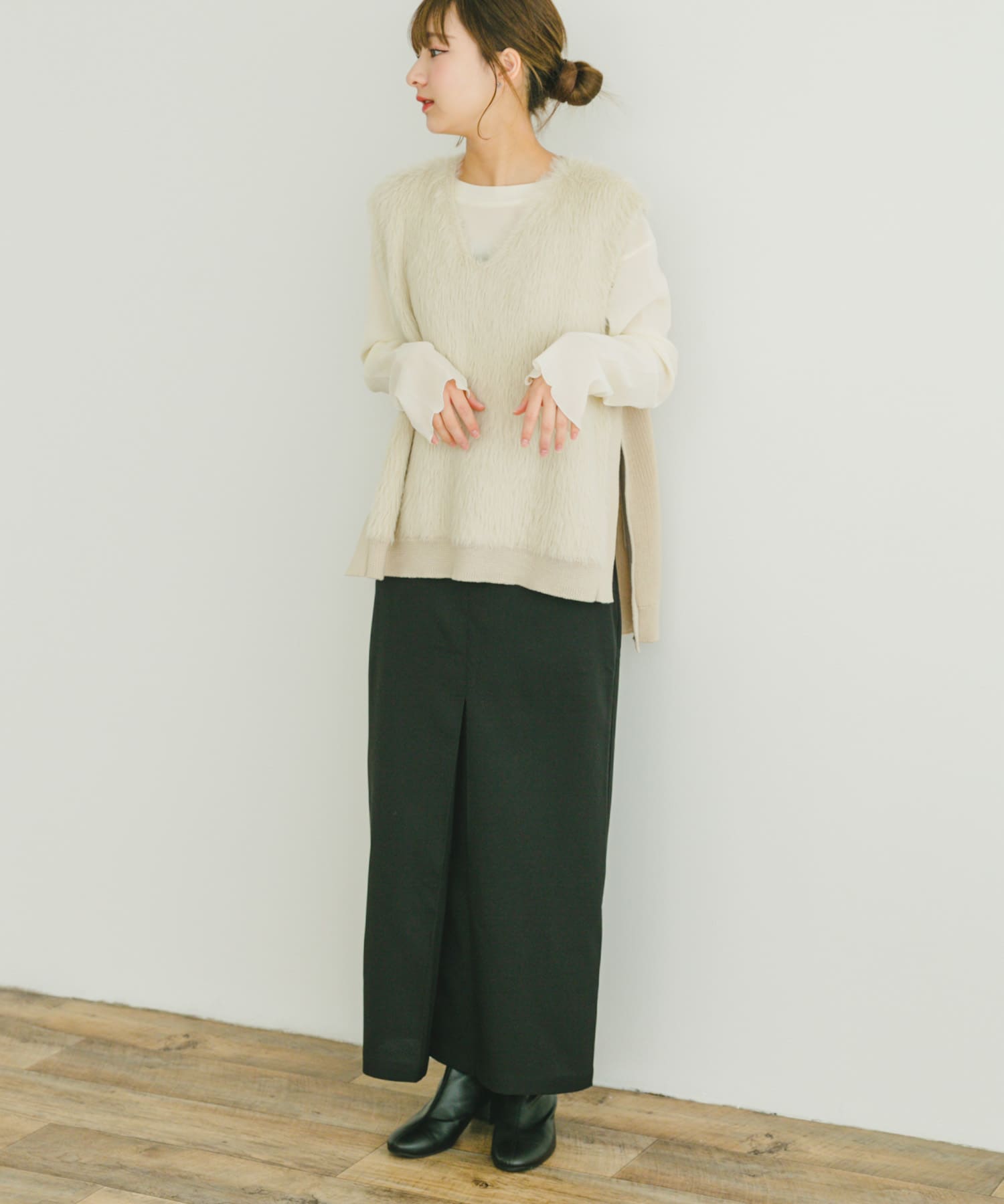 SKIRT:ITA4-25A004 ストレッチセンタータックスカート