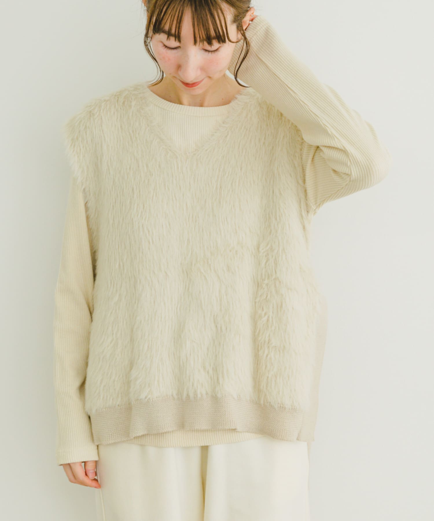 TOPS:ITA4-21A001 リブクルーネックカットソー
