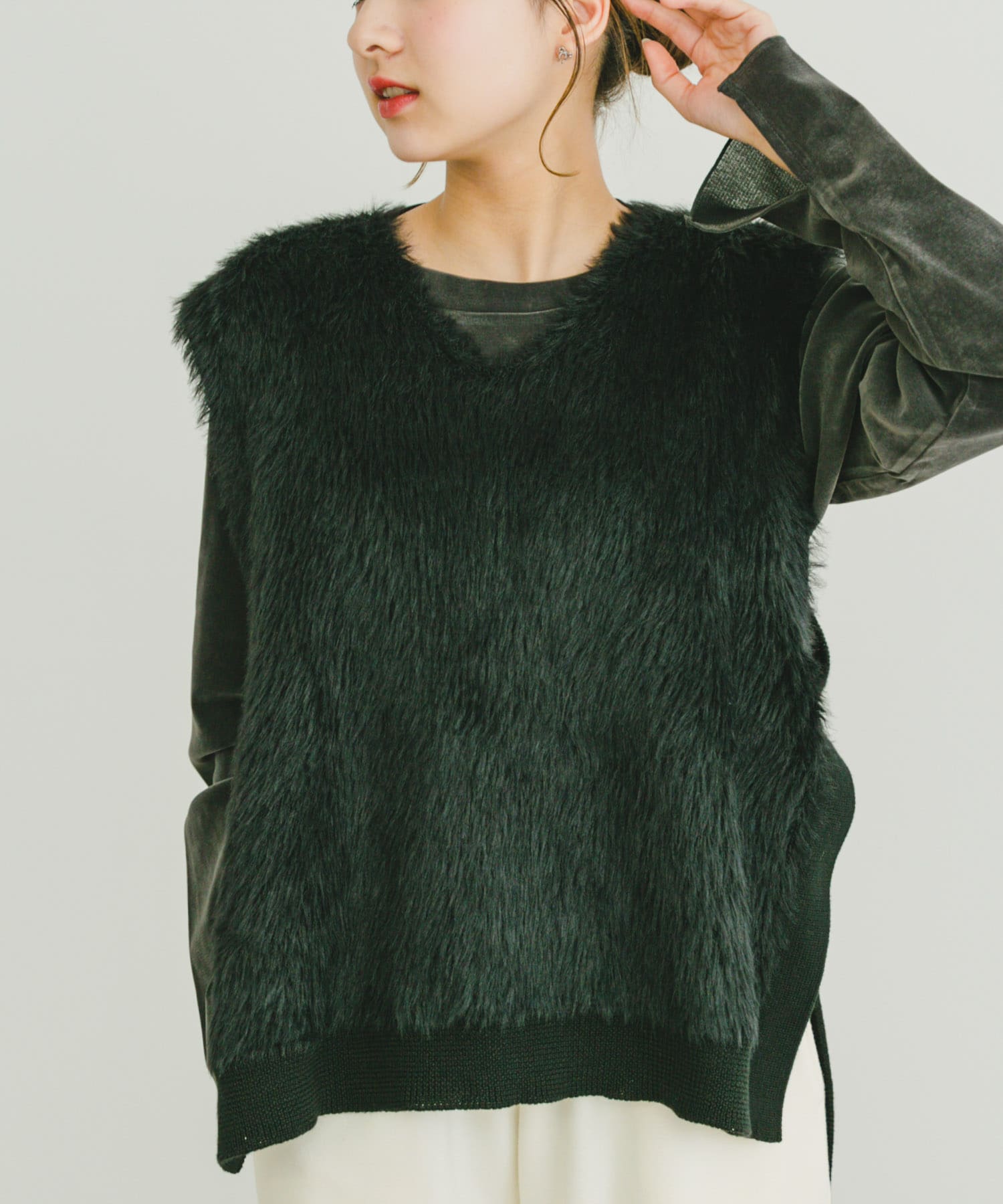 TOPS:ITA4-21A013 シアーベロアロングTシャツ
