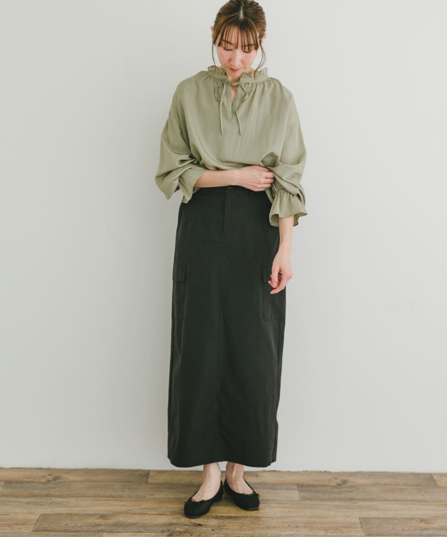 SKIRT:ITA4-25A001/アウトポケットロングスカート