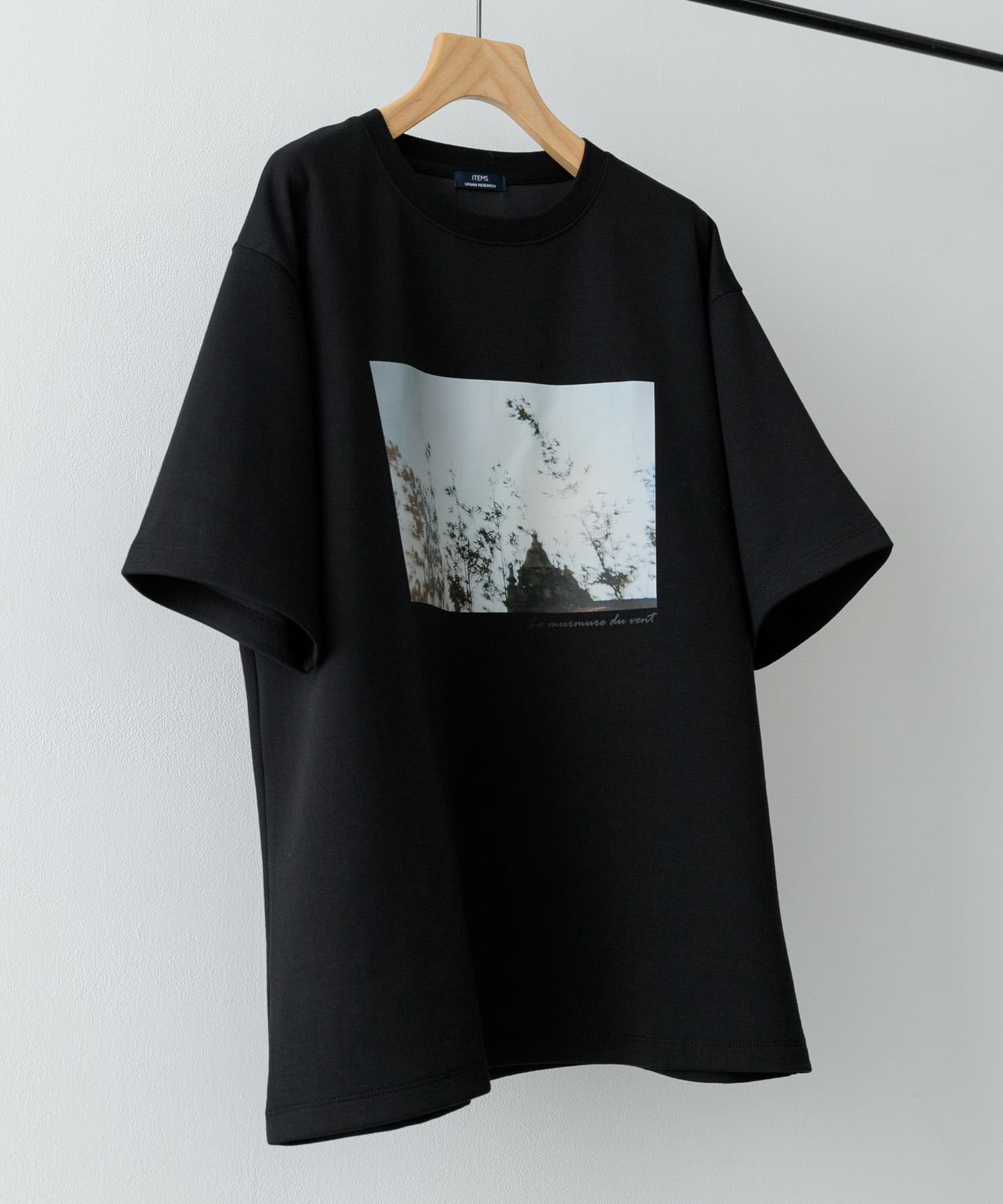 Art Graphic ポンチTシャツ Wind
