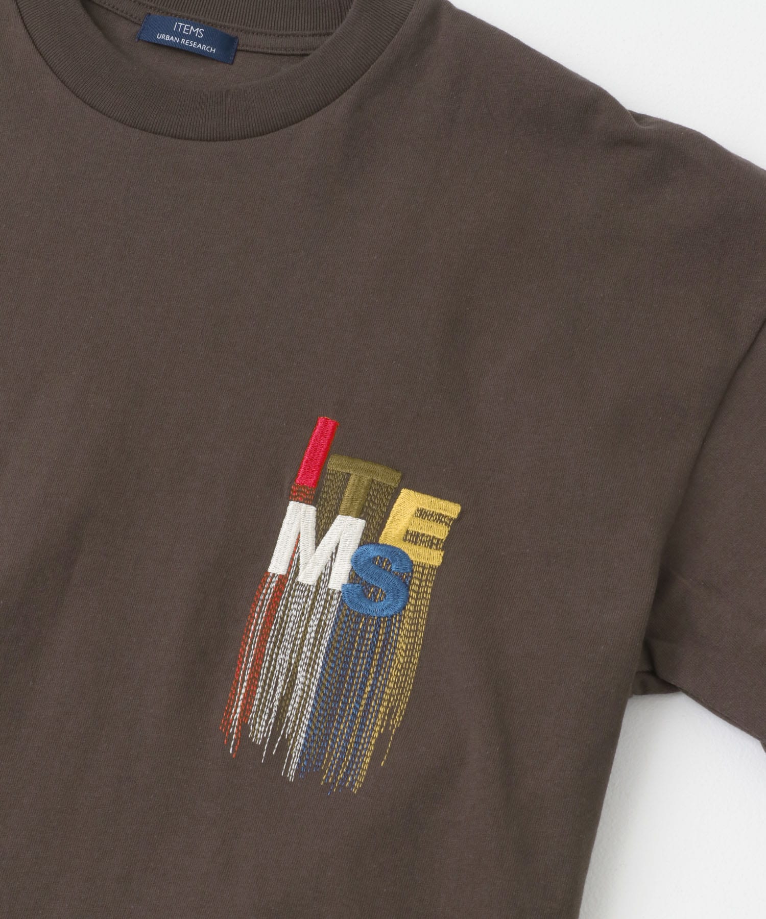 フリンジ刺繍T-shirts Logo BRN M
