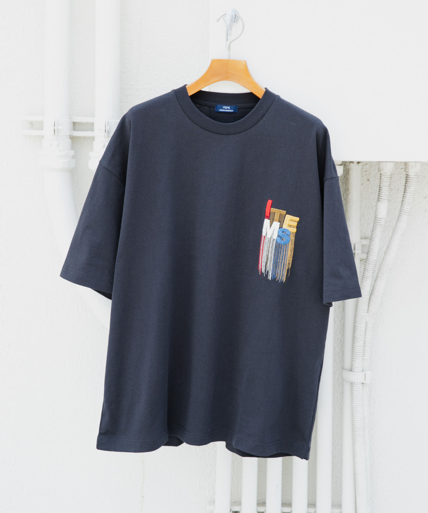 フリンジ刺繍T-shirts Logo BLK M