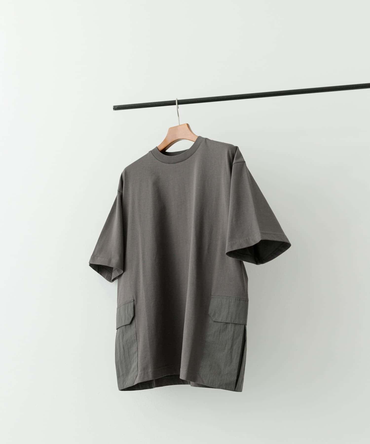 サイドポケットキリカエクルーネックTシャツ CHA M