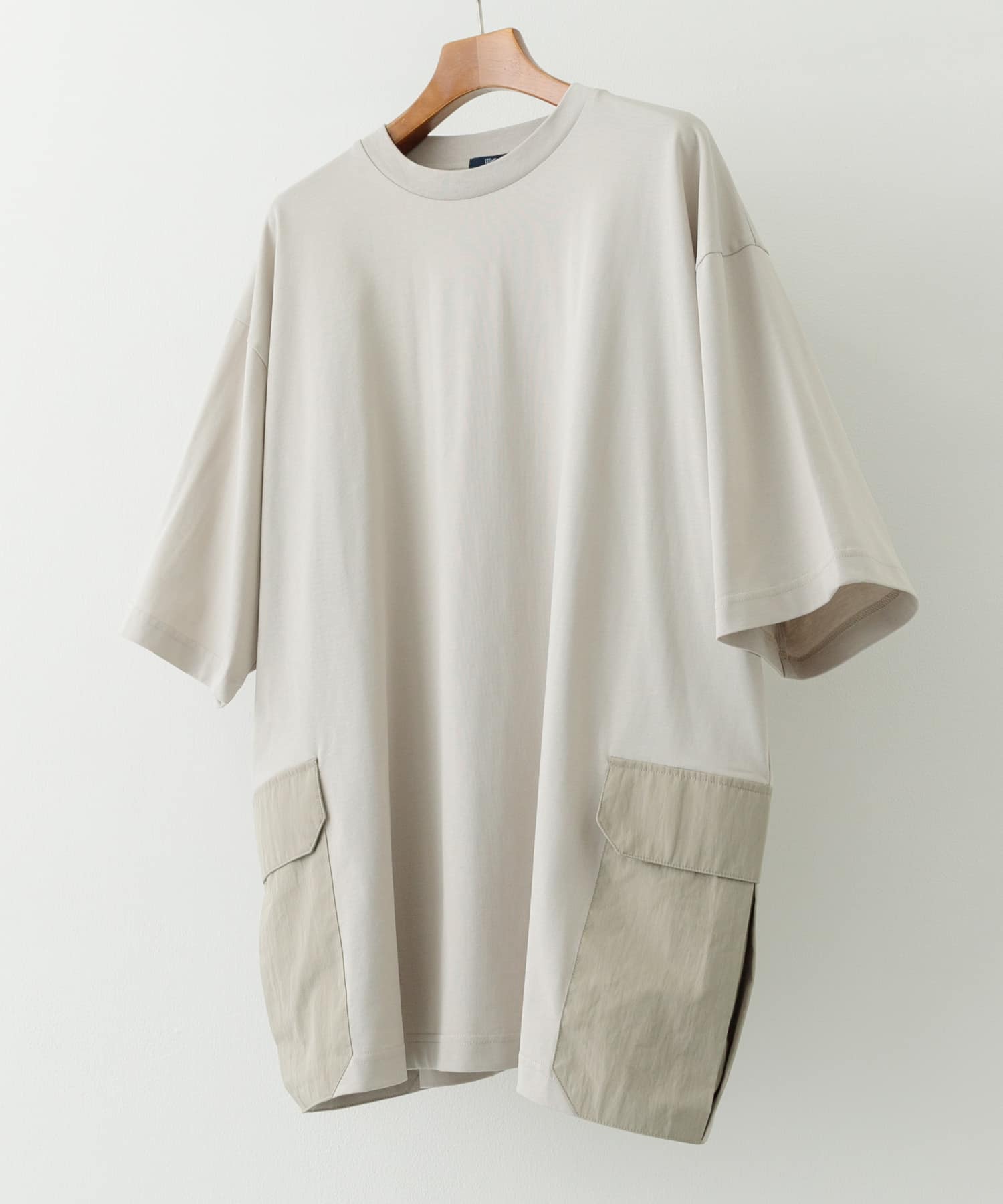 サイドポケットキリカエクルーネックTシャツ