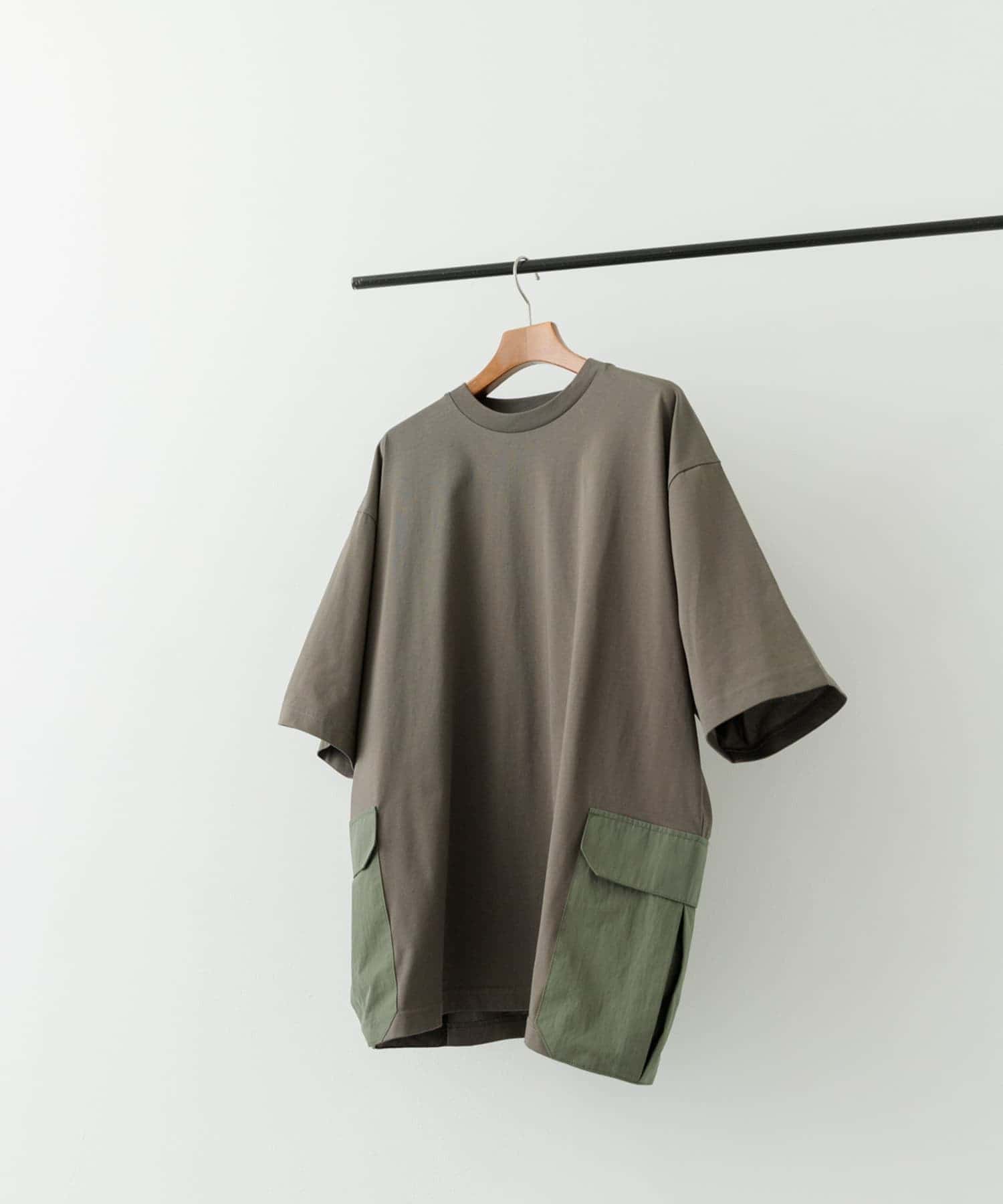 サイドポケットキリカエクルーネックTシャツ KHK L