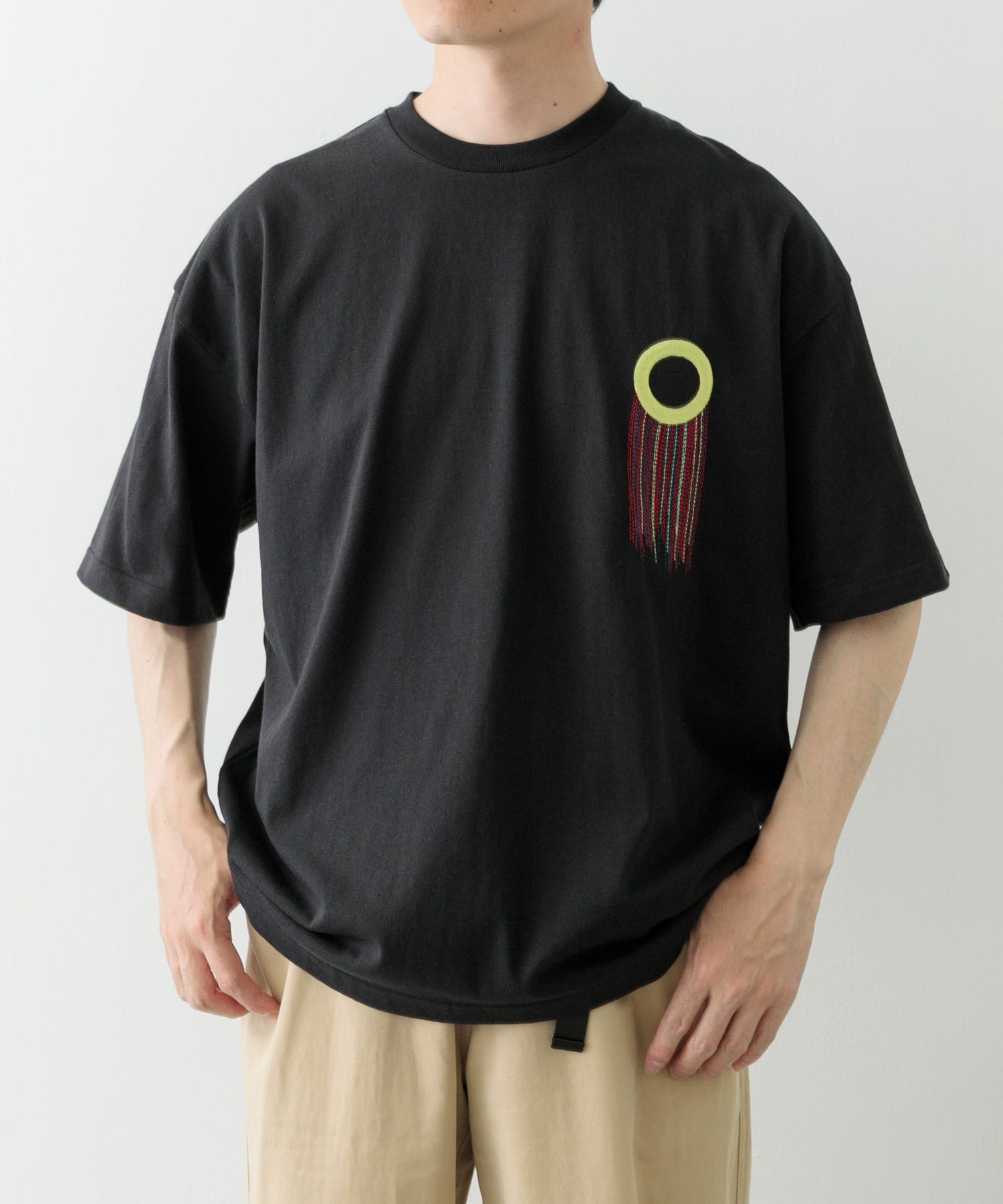フリンジ刺繍T-shirts Circle(M BLK): トップス｜URBAN RESEARCH公式