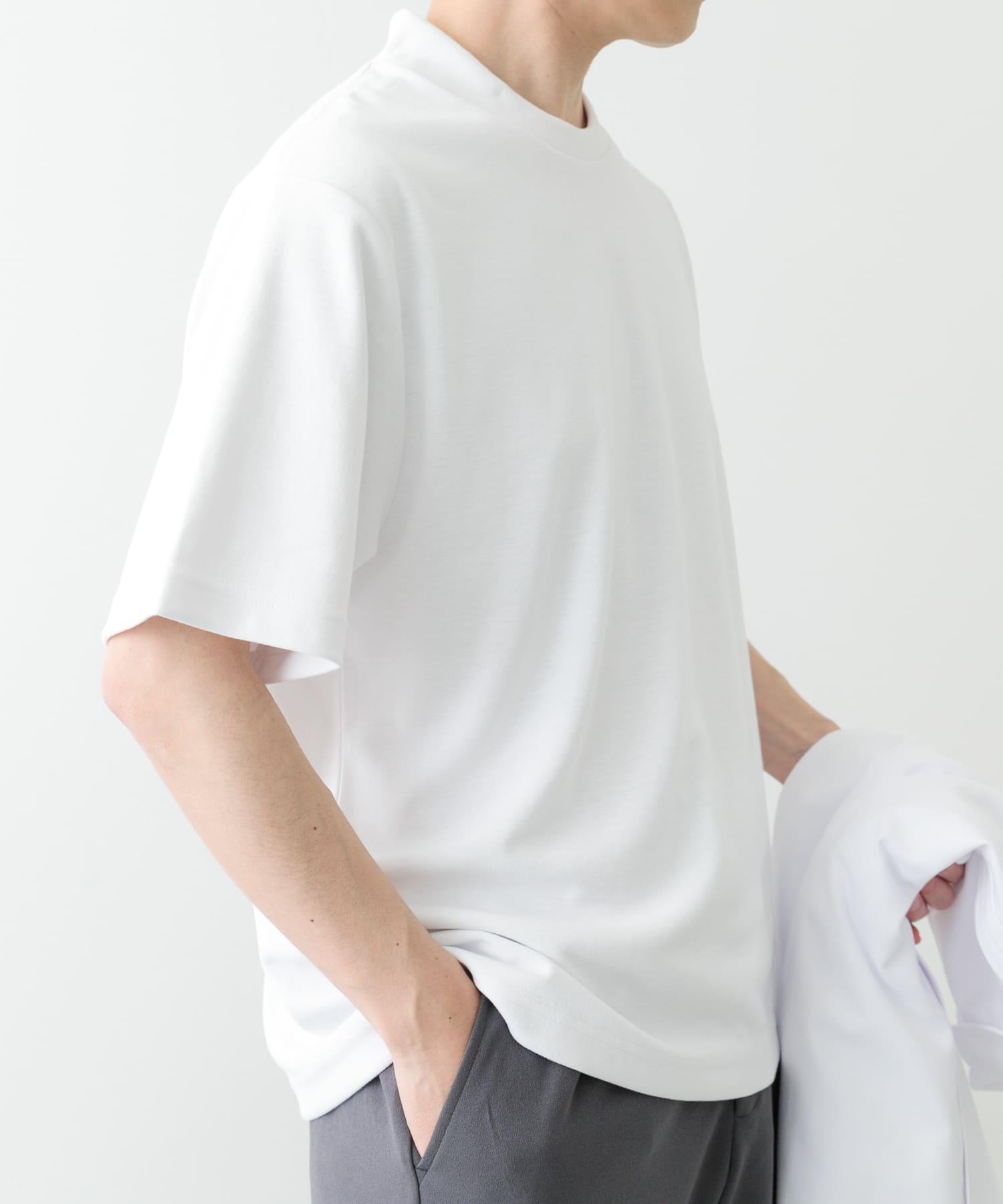T-Shirt For Jacket(M WHT): トップス｜URBAN RESEARCH公式