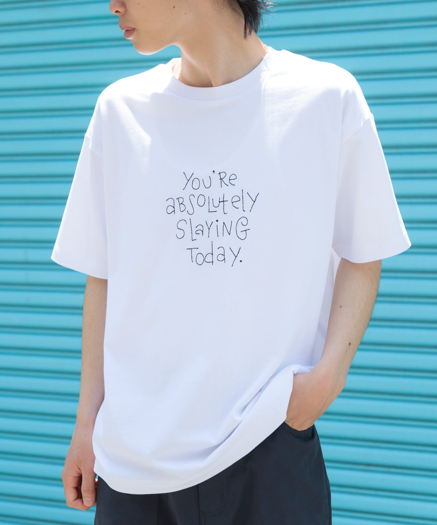 レタード刺繍Tシャツ slaying today