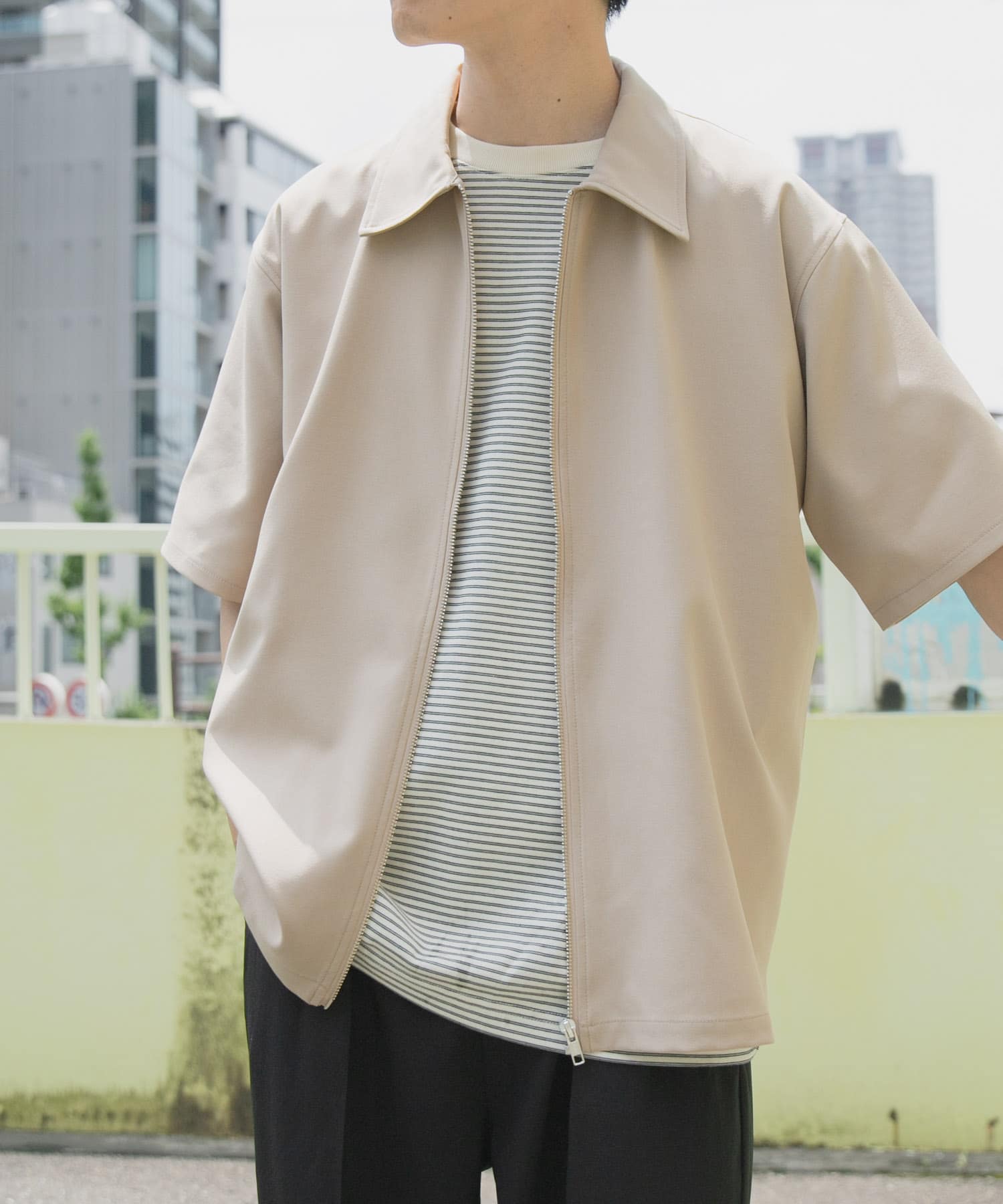 2wayストレッチジップアップ半袖シャツ