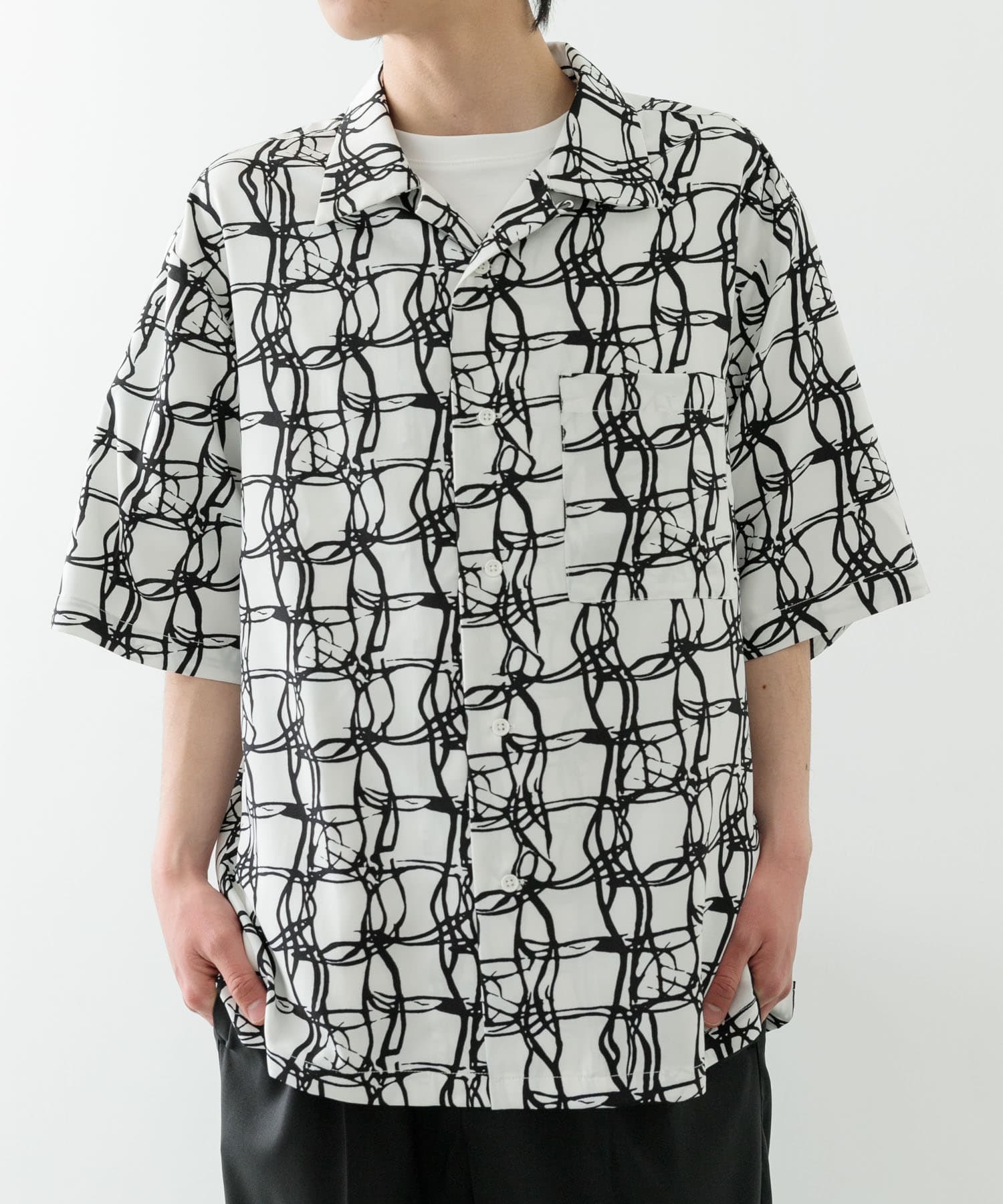 ラインアートプリントオープンカラー半袖シャツ