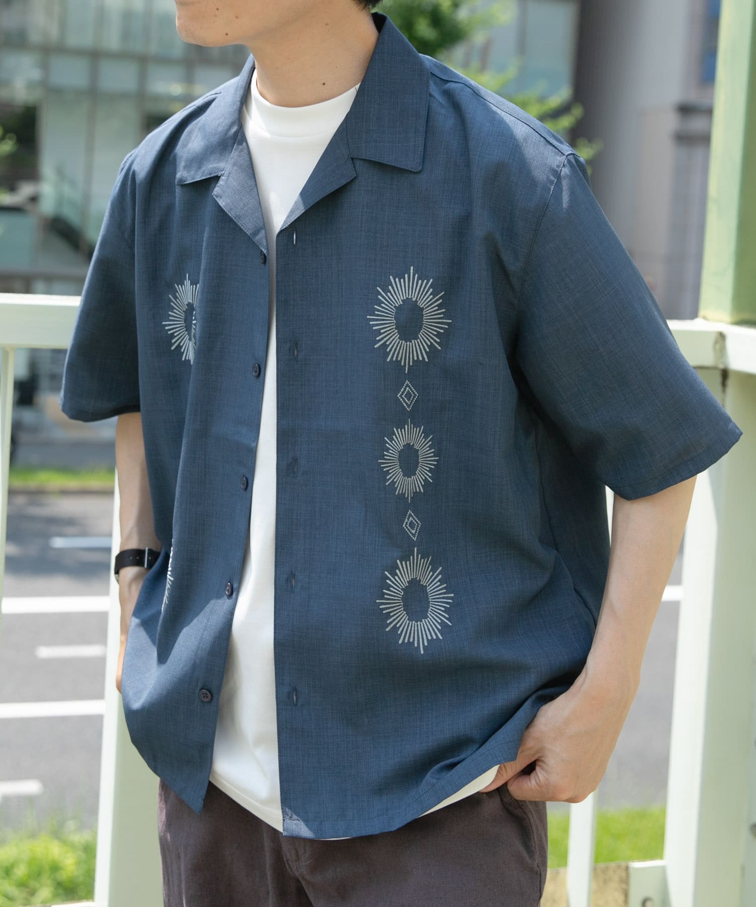 DARK BLUE