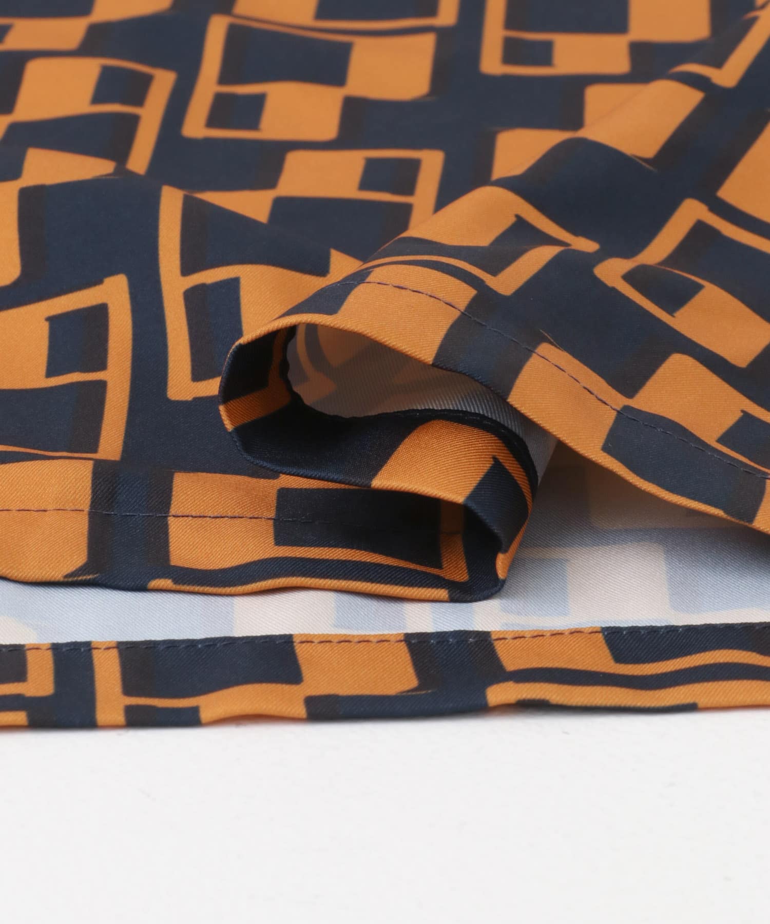 ジオメトリックプリントオープンカラーシャツB NVY M