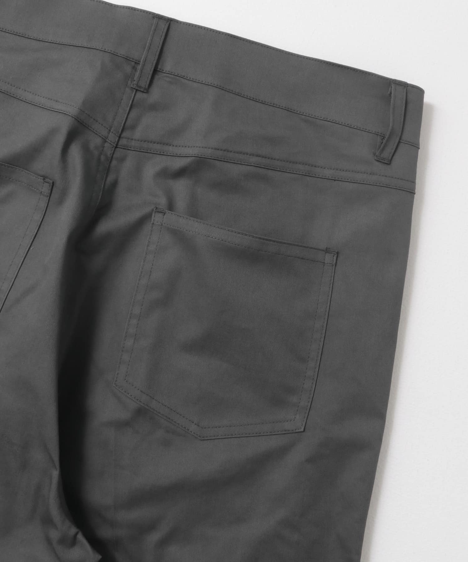 センタープレスフレアードトラウザー GRY M