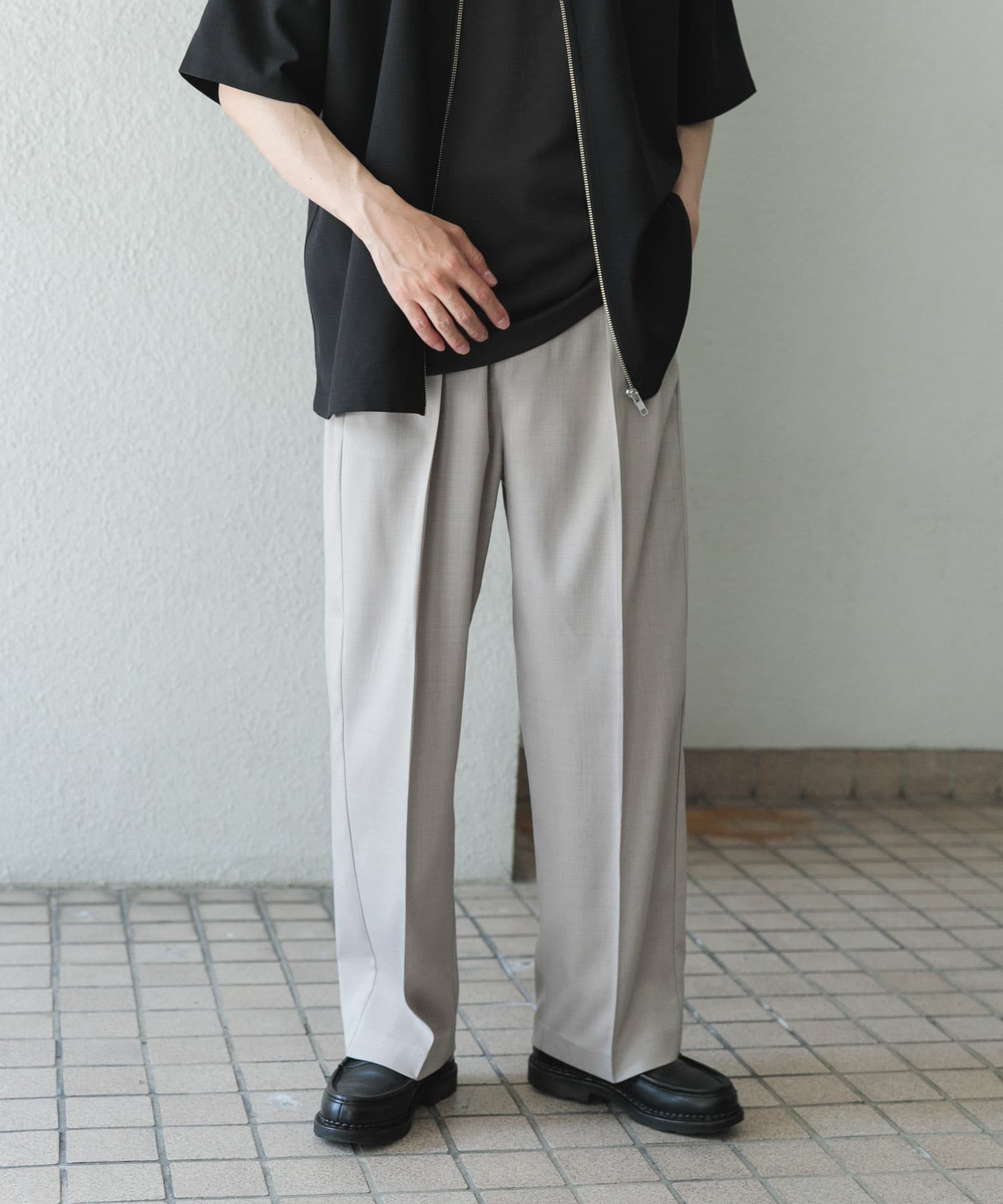 2タックセンタープレススラックス