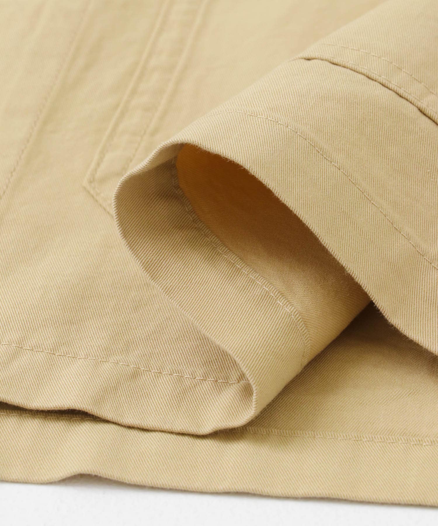 マルチポケットVネックベスト BEG M