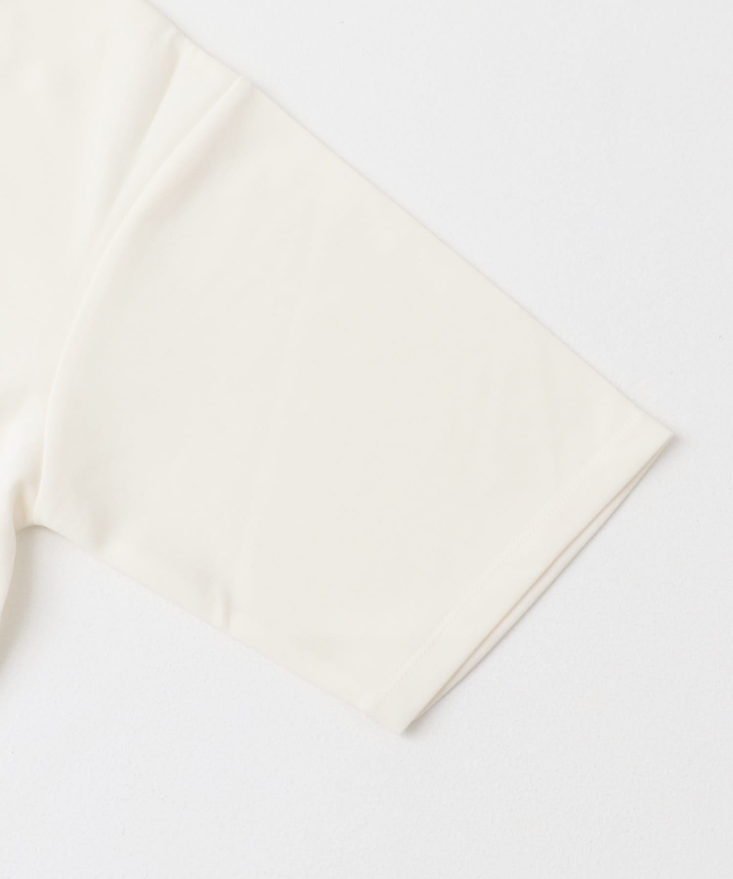 カットジョーゼットロゴTシャツ OFF FREE