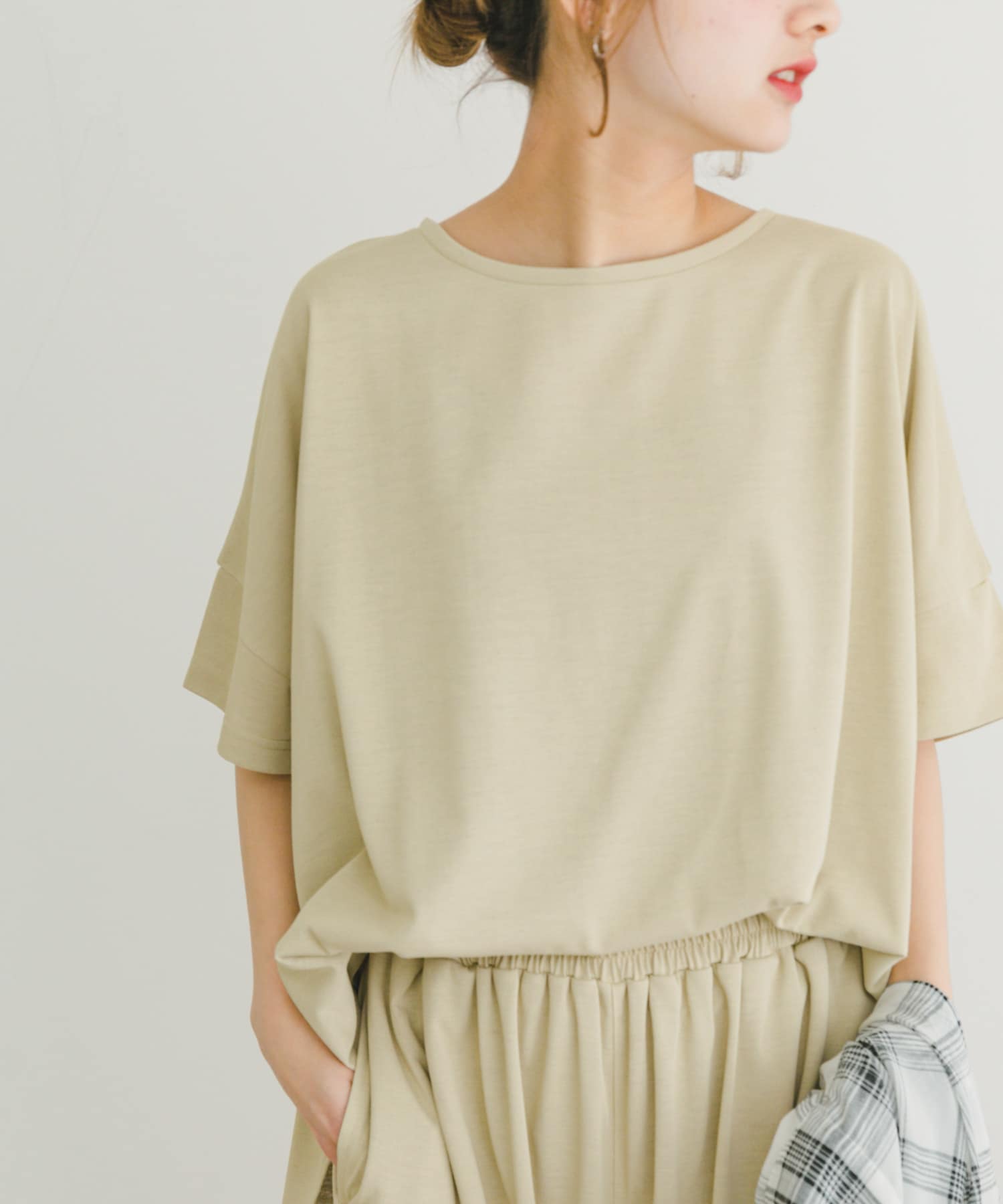 汗ジミ隠しバックタックTシャツ