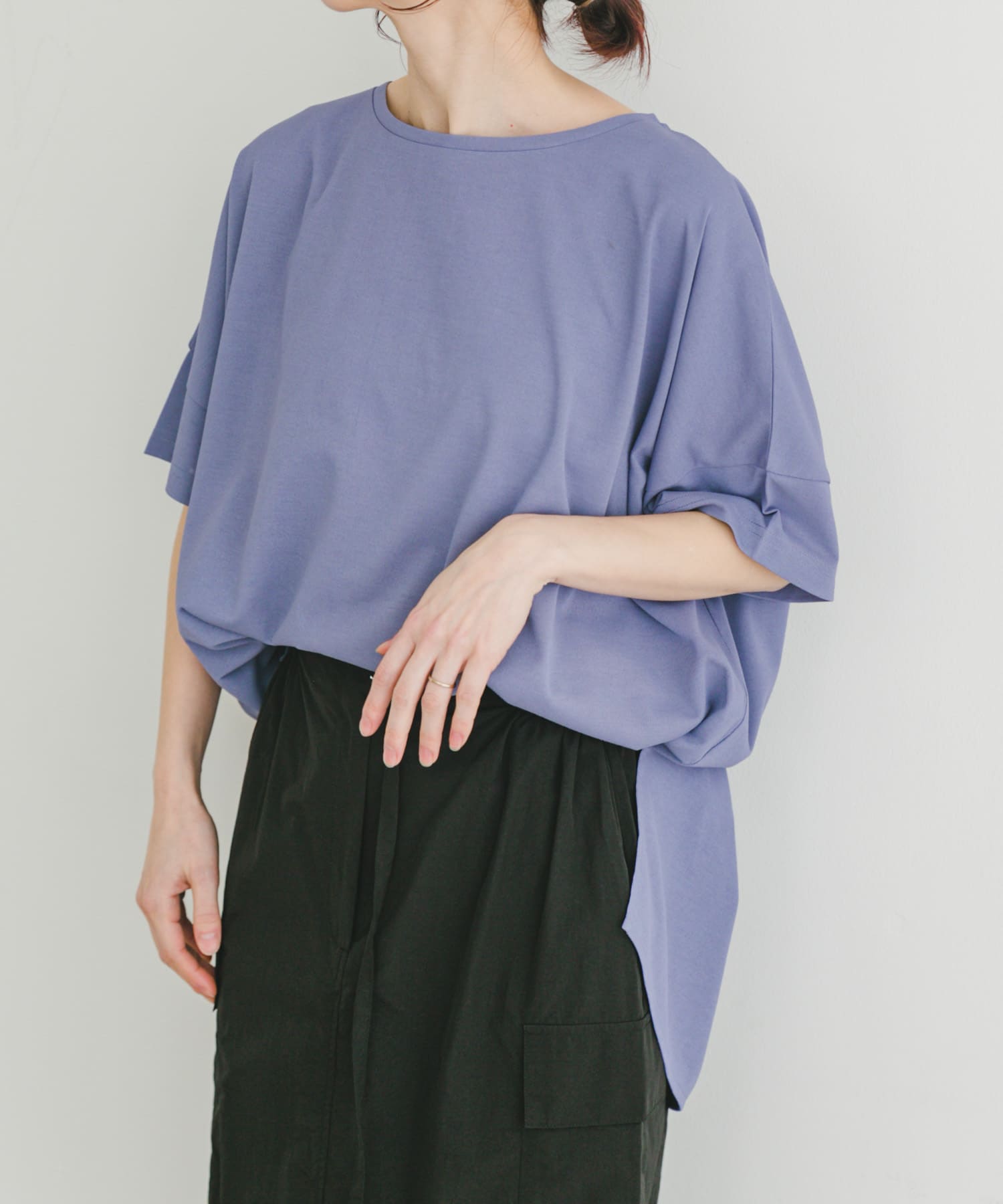 汗ジミ隠しバックタックTシャツ