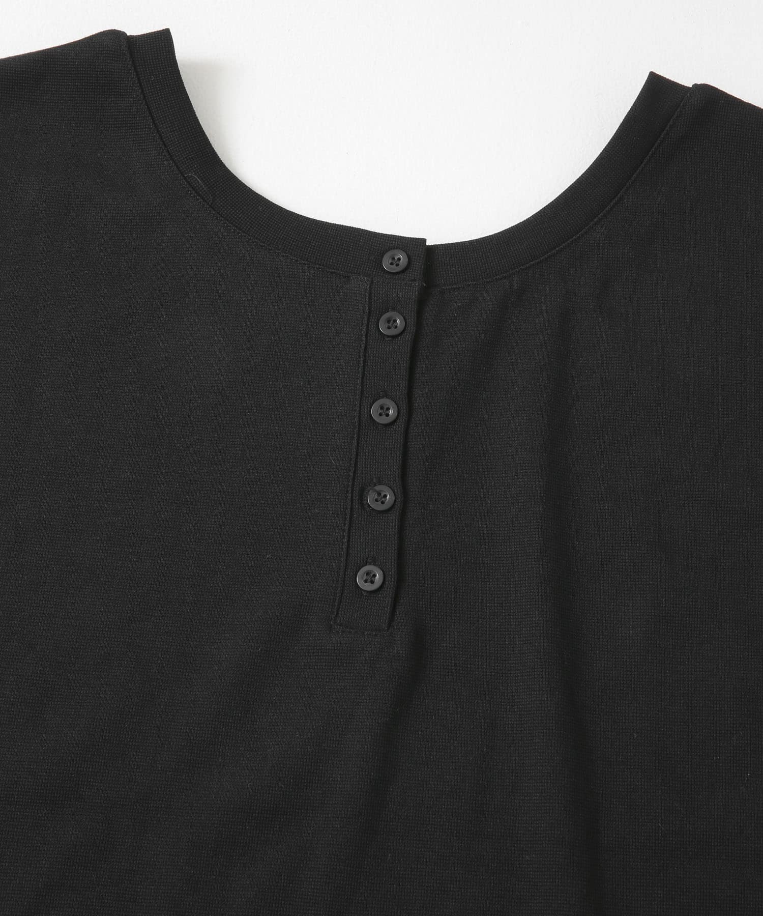 バックボタンフレンチTシャツ BLK FREE