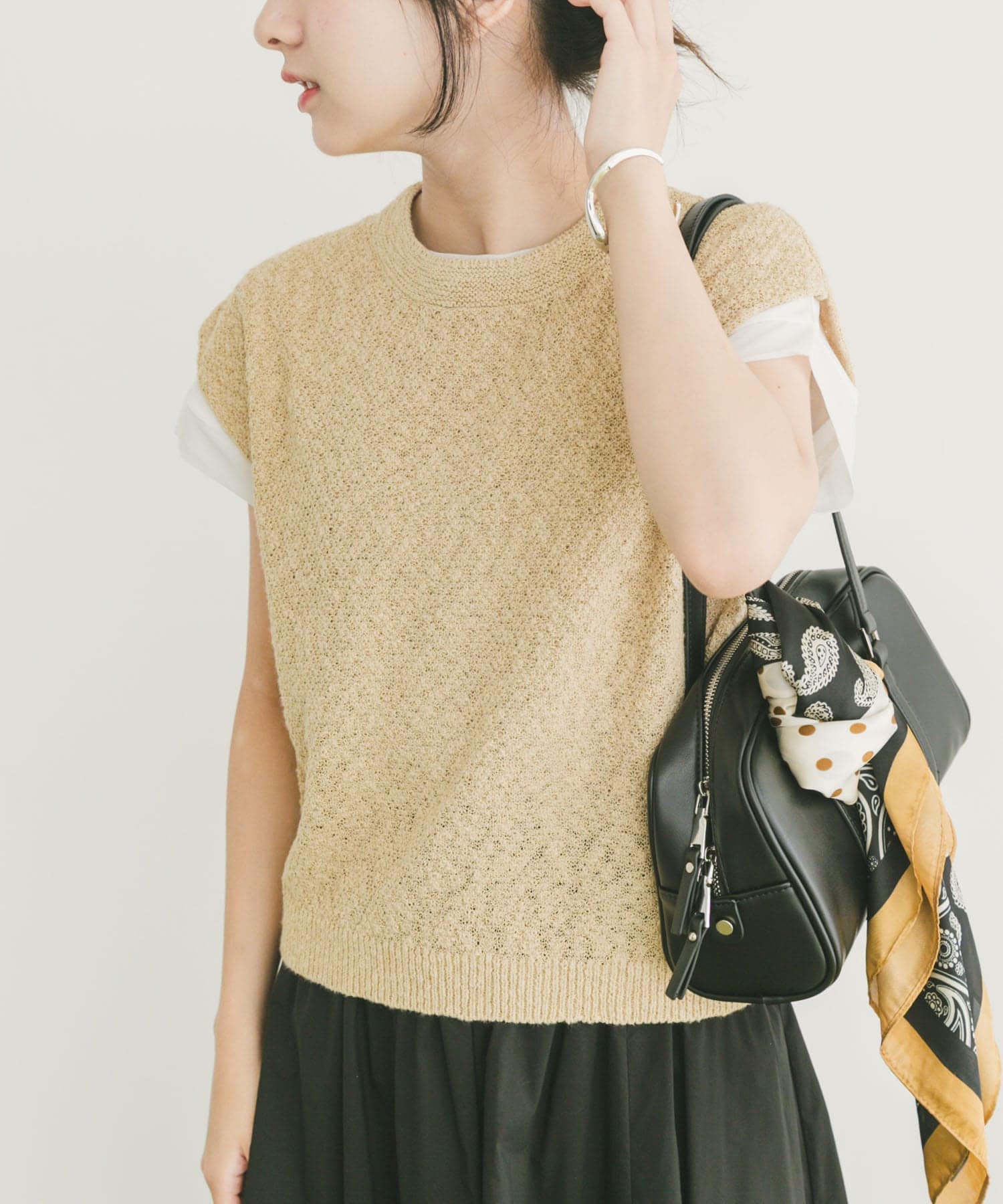 ゴムヤーンニットベスト