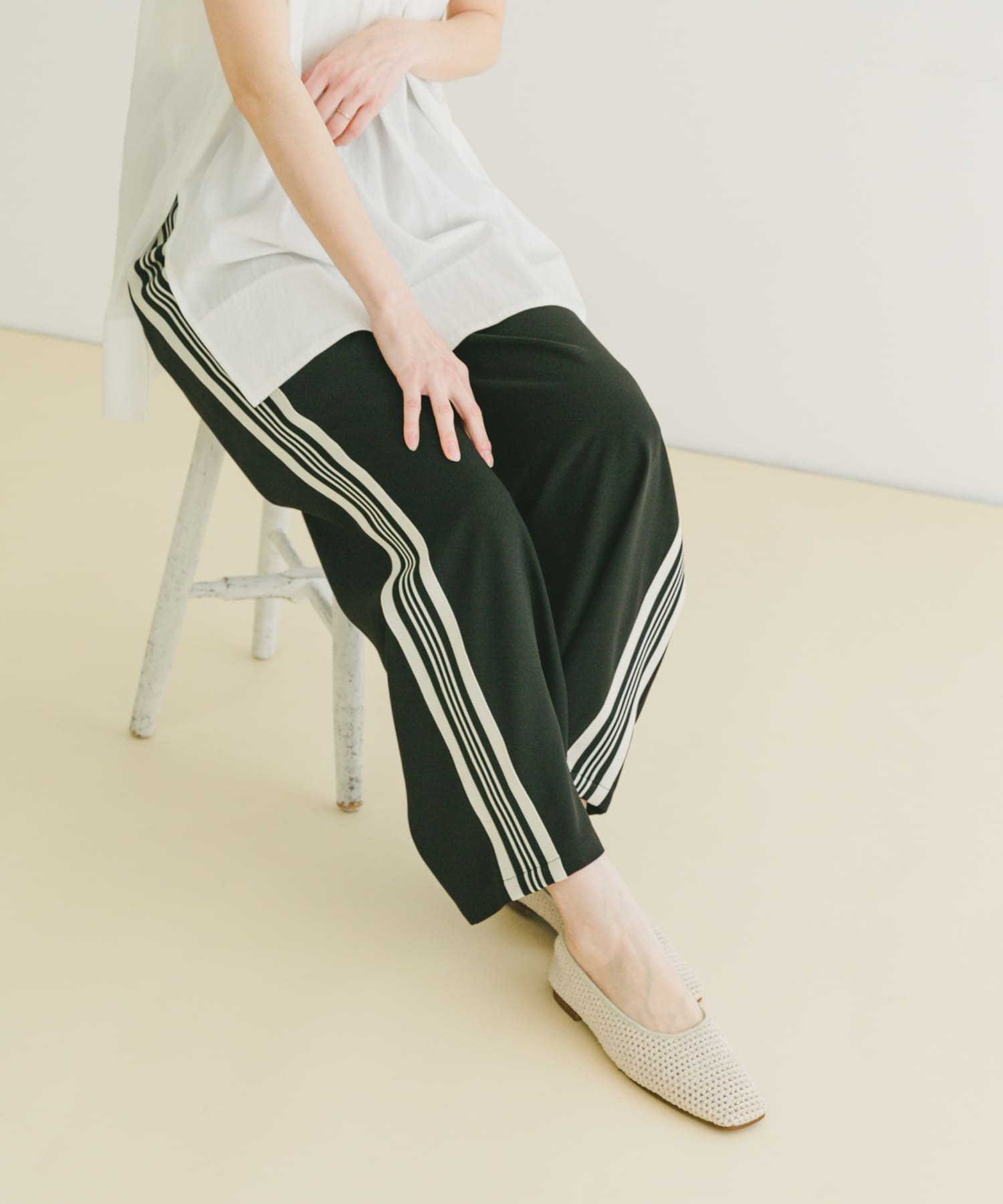 サイドラインイージーパンツ