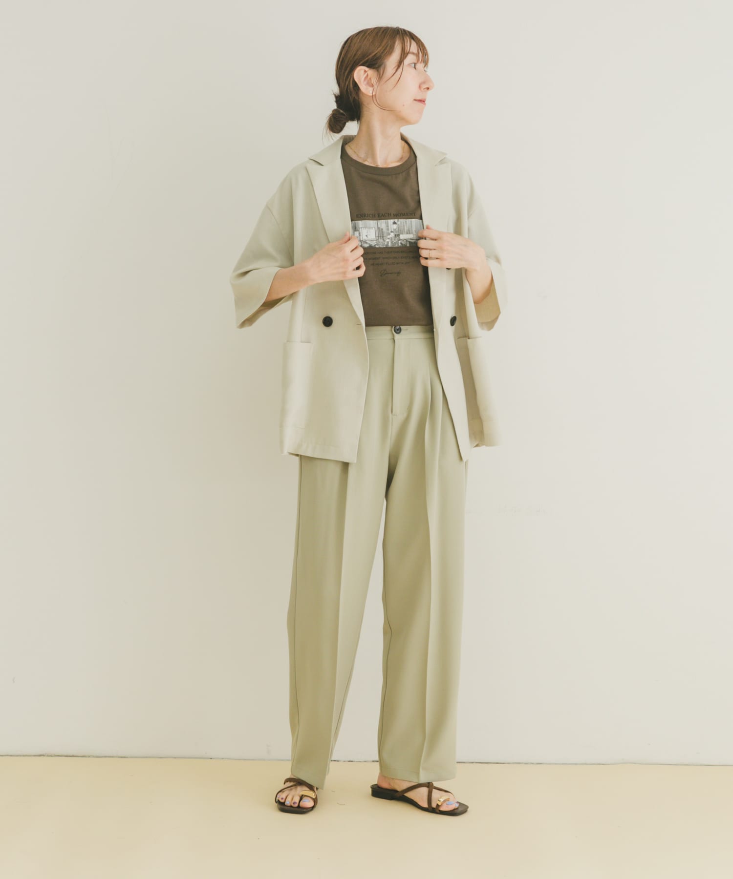 L.BEIGE