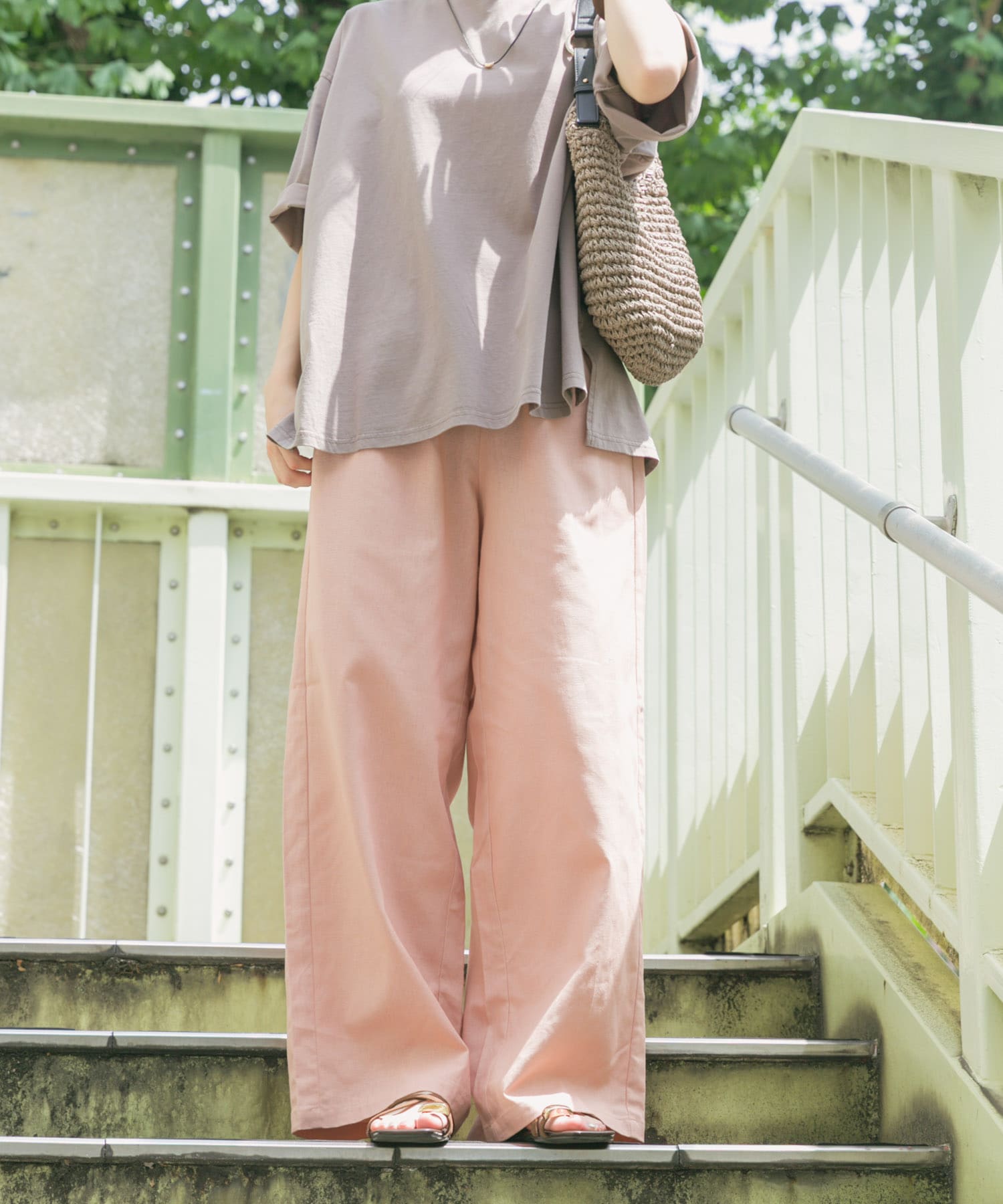 リネンレーヨンシャーリングパンツ