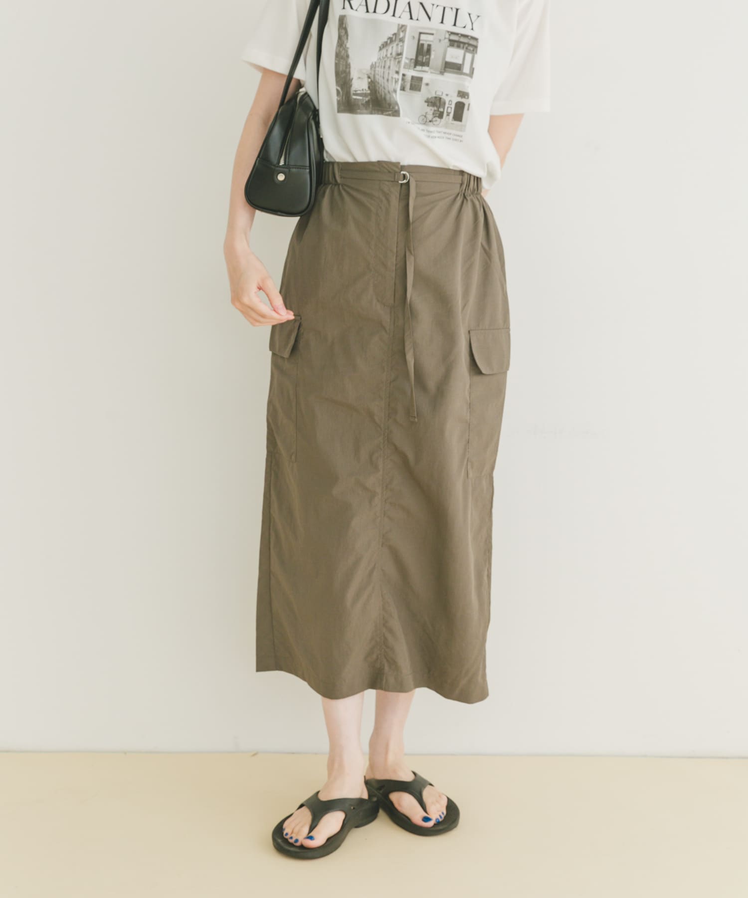 ナイロンカーゴタイトスカート