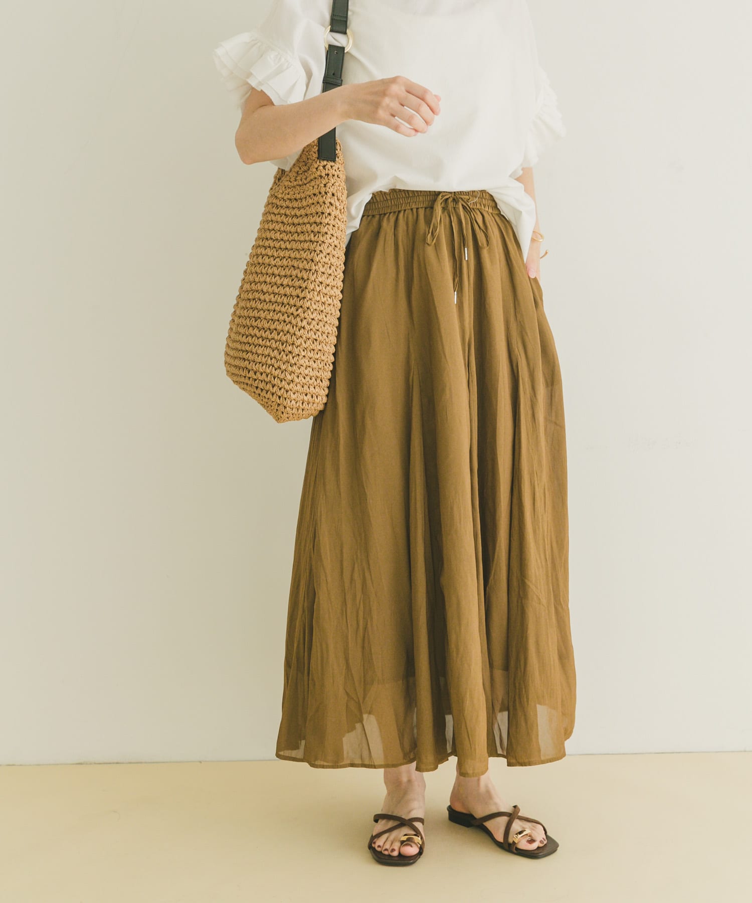 シアーフレアスカート