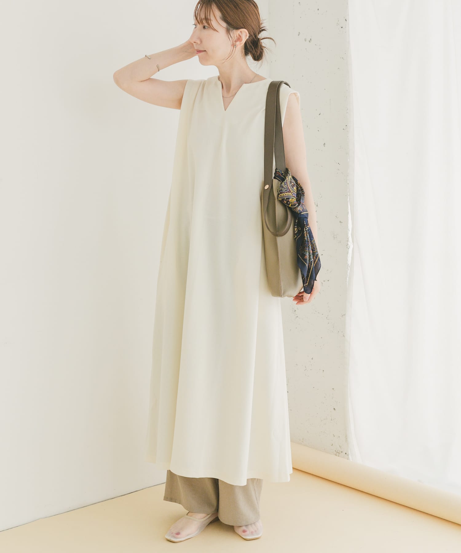 カットミラノノースリワンピース