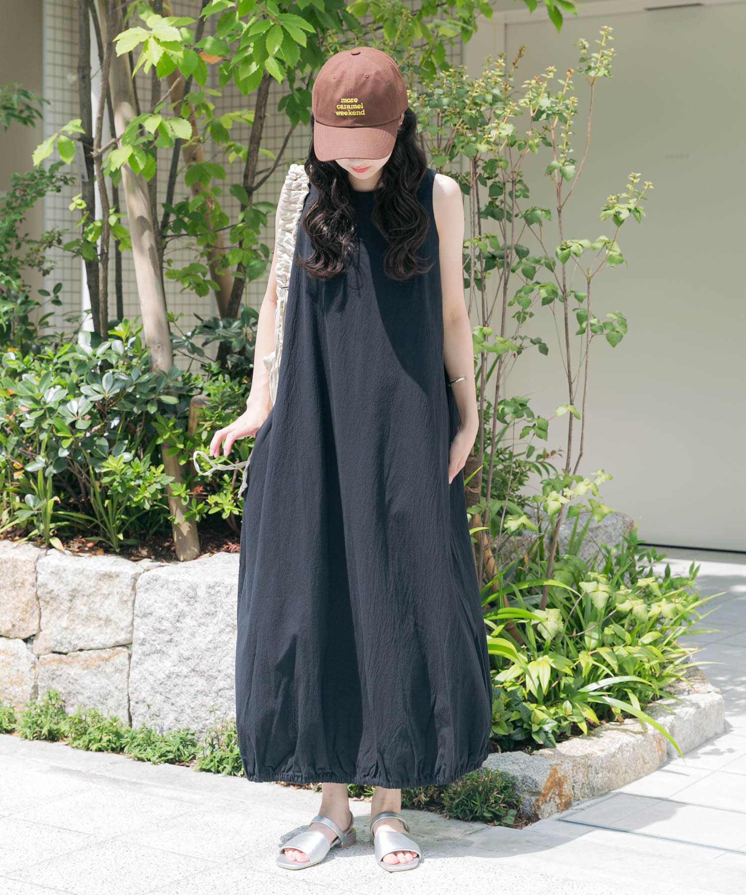 ノースリーブバルーンワンピース