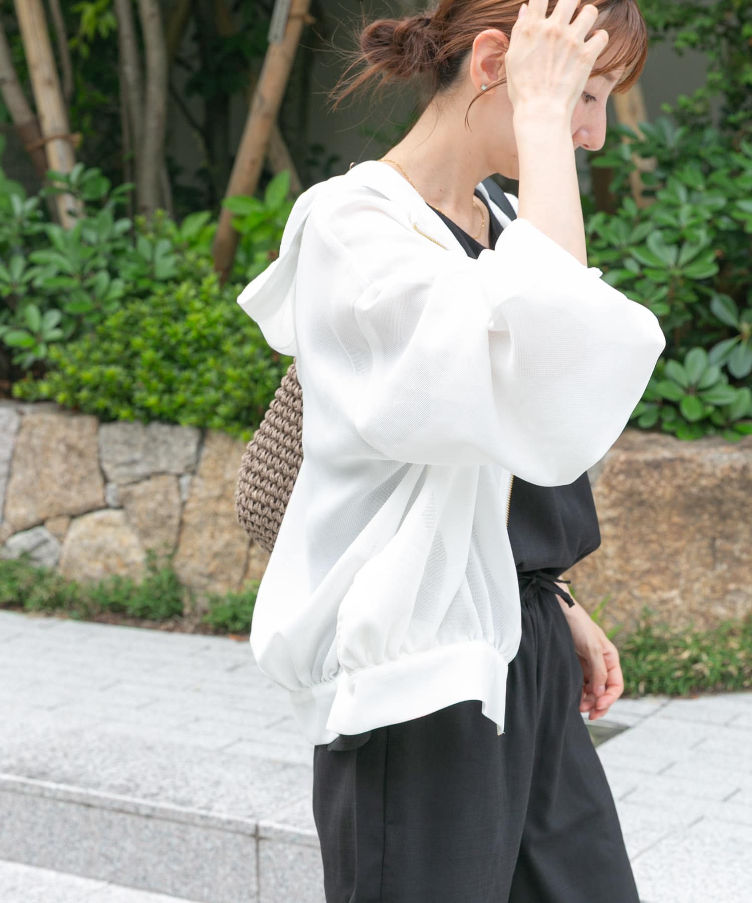 メッシュマウンテンパーカー