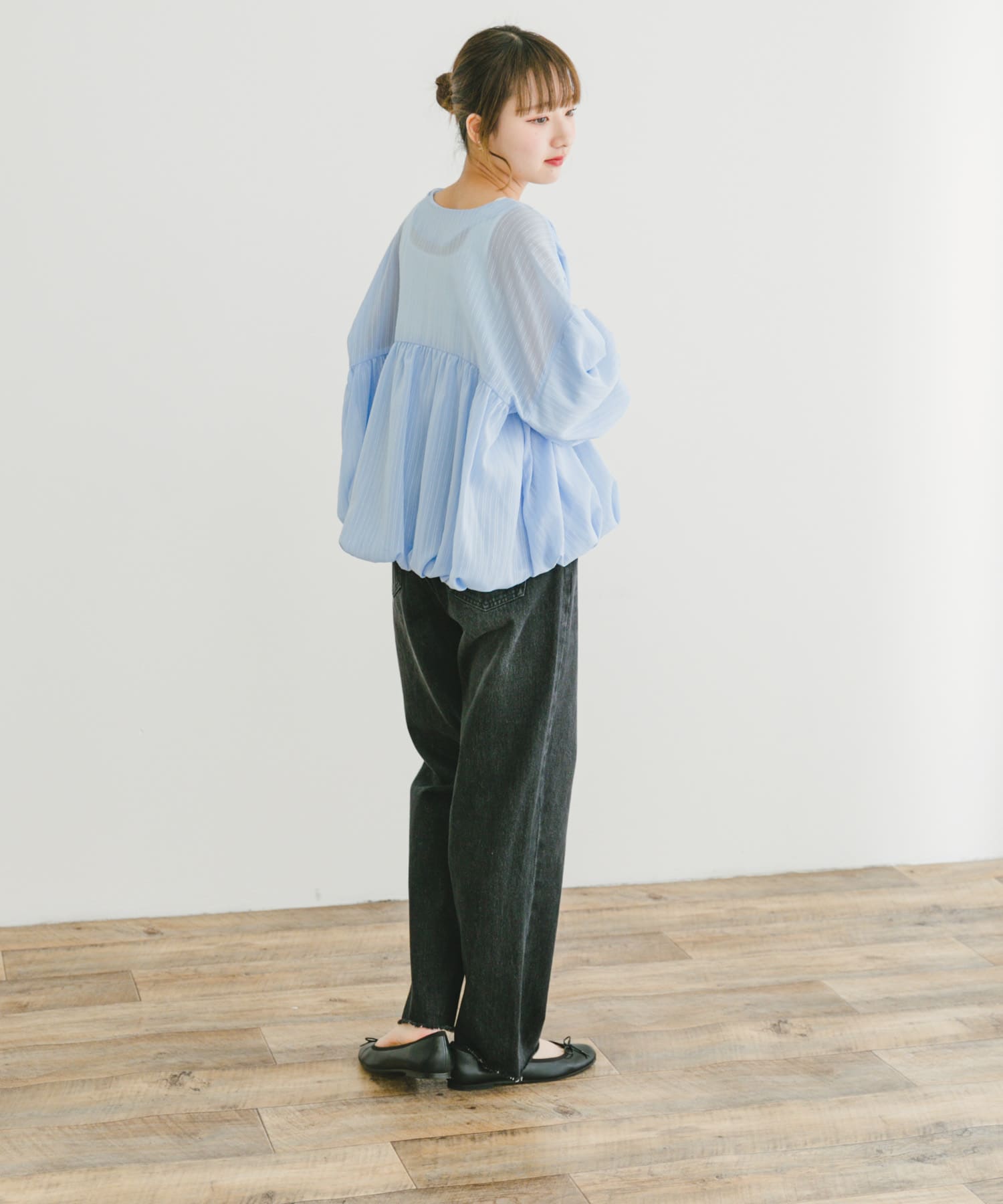【今季商品・美品】yuni ナイロン バルーンスリーブ ブルゾン(現物写真追加) セール】レディース ショート丈バルーンスリーブブルゾン