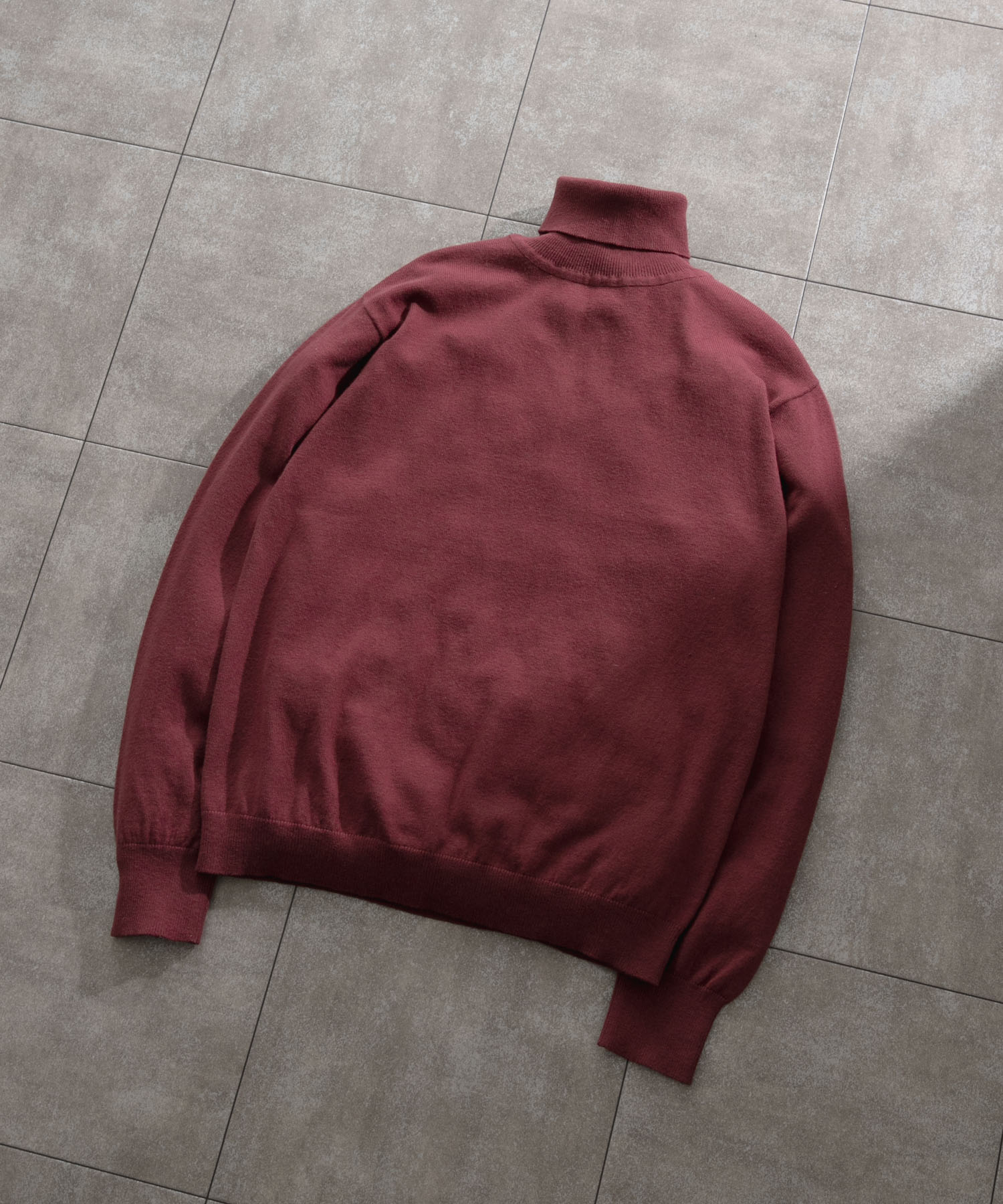 カシミヤ×コットンハイネック セーター