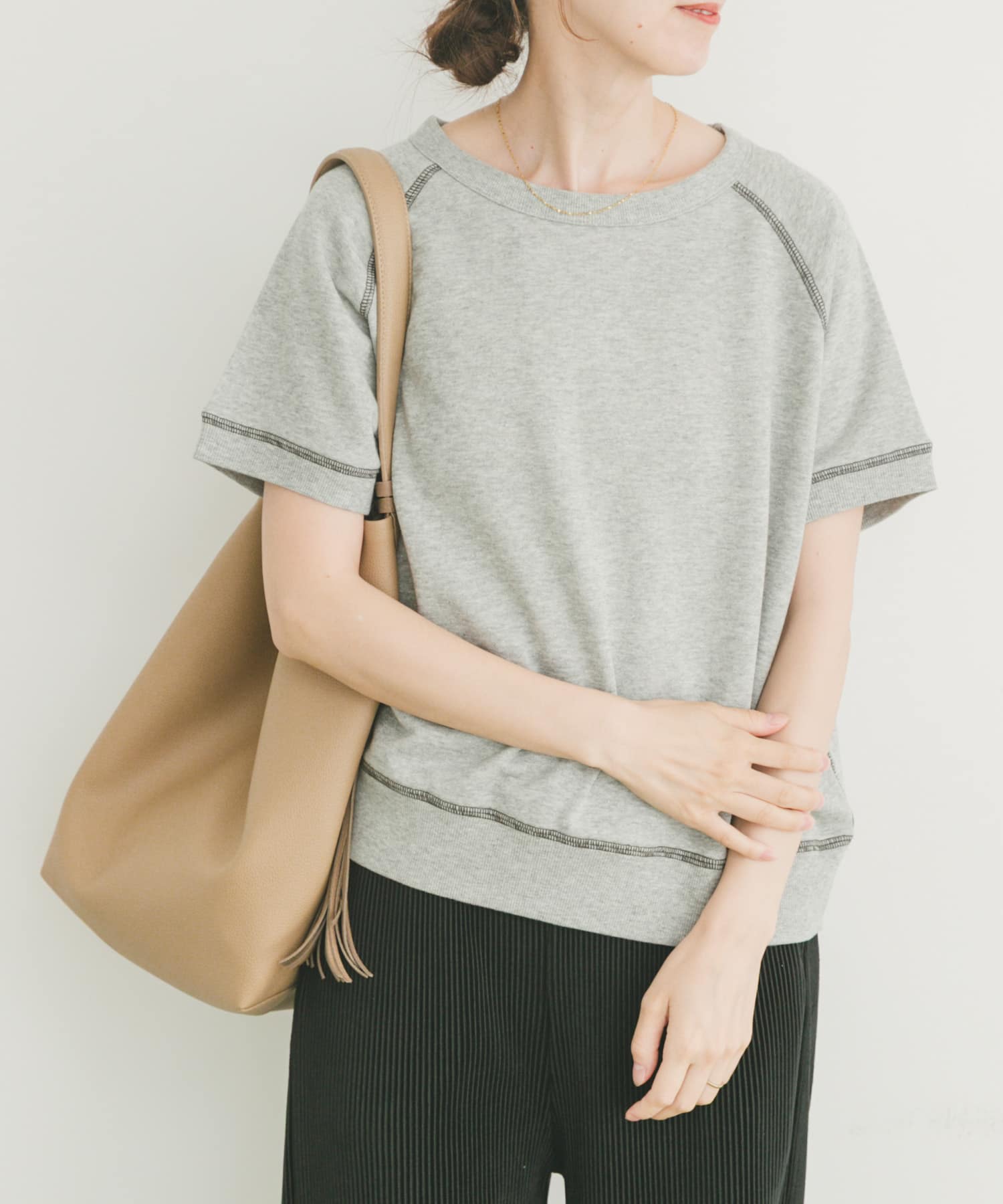 ラメハンソデスウェットプルオーバー