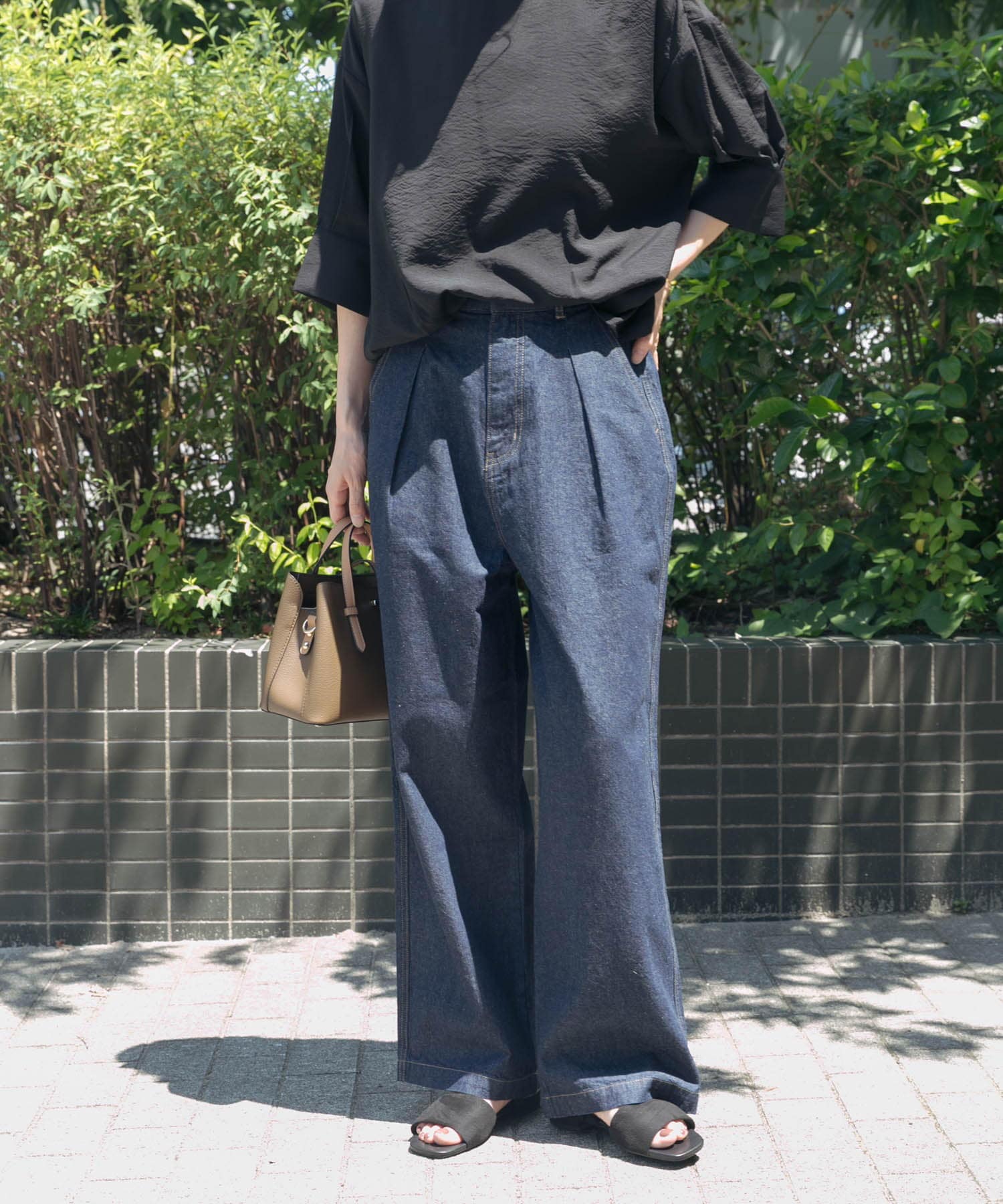 ウエストタックデニムパンツ