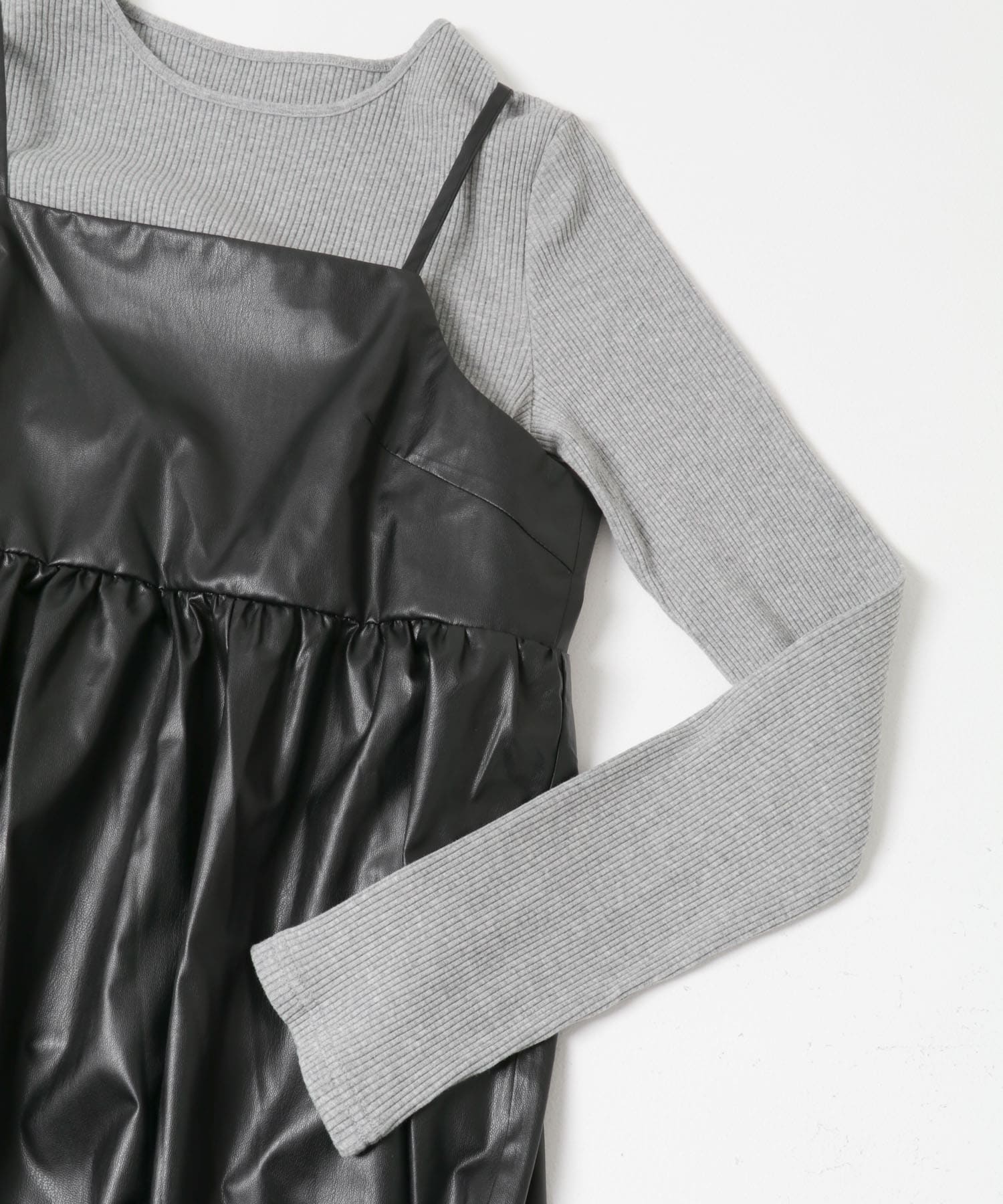 GRY×BLK
