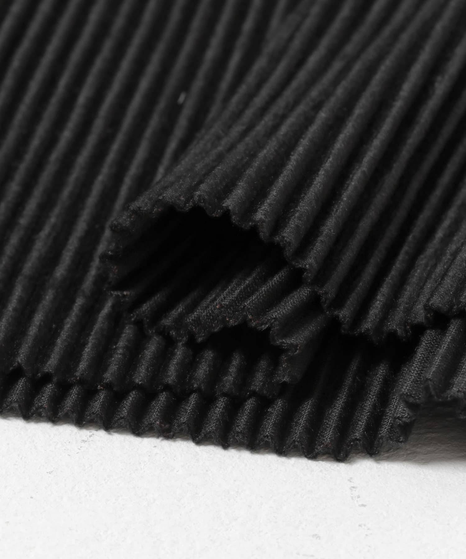 プリーツシャーリングパンツ BLK FREE