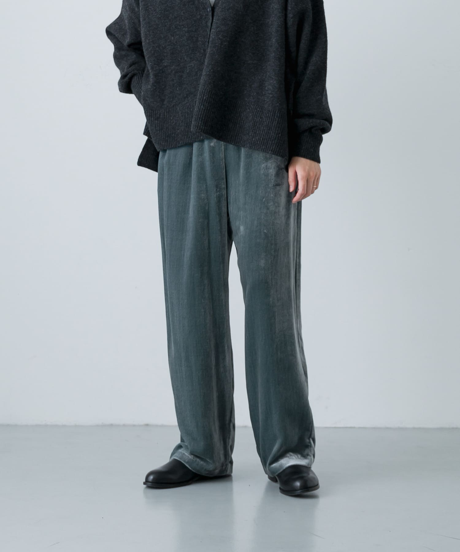 レーヨンシルクベルベットパンツ
