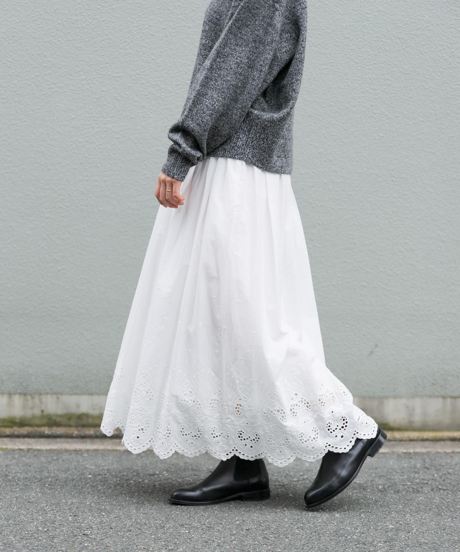 スカラップ刺繍ギャザースカート