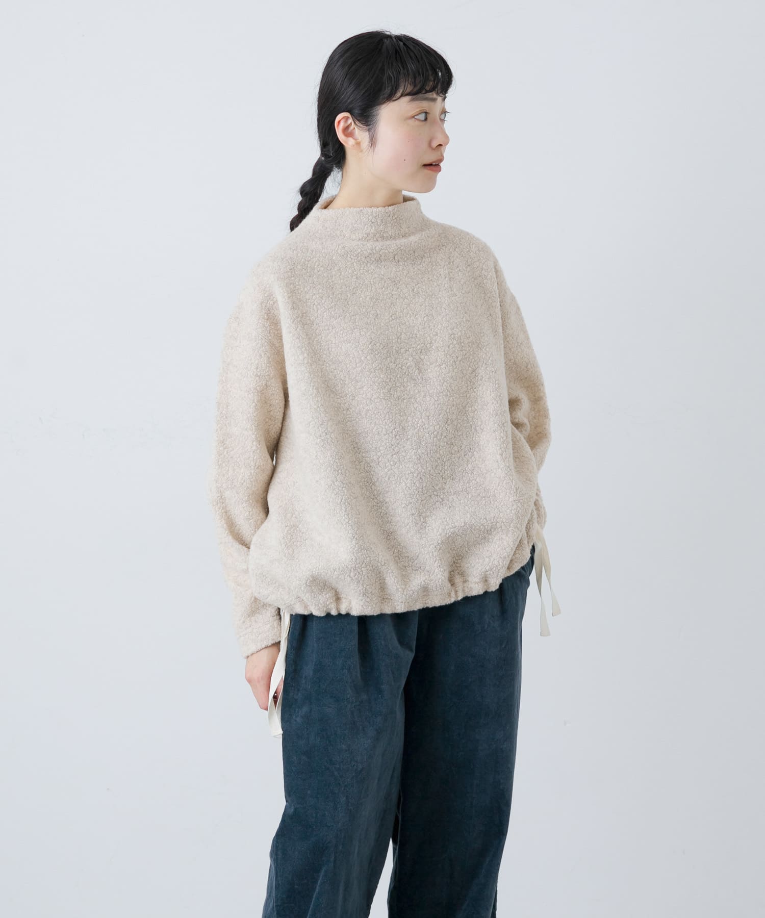 L.BEIGE